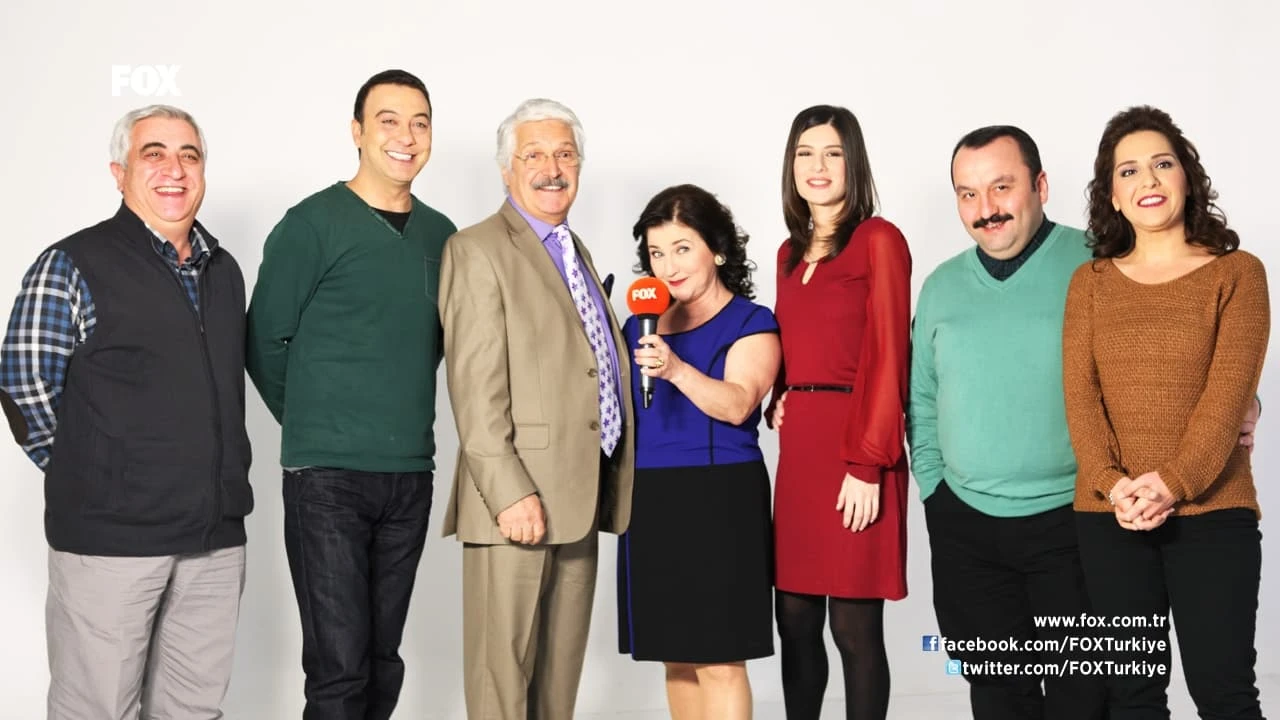 Ali Ayse'yi Seviyor