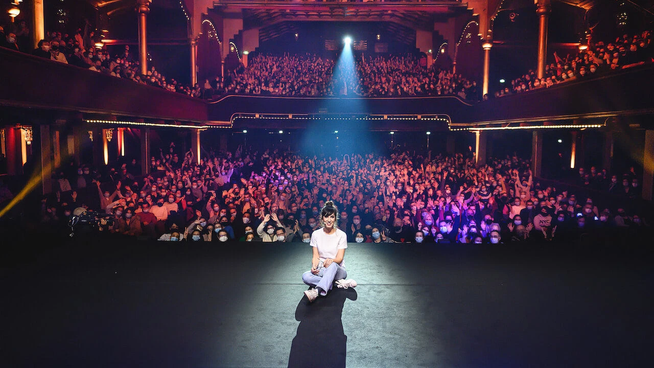 Nora Hamzawi, nouveau spectacle en direct du casino de Paris