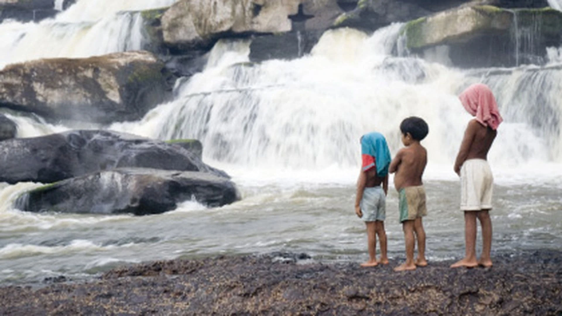 Apaporis: In Search of One River