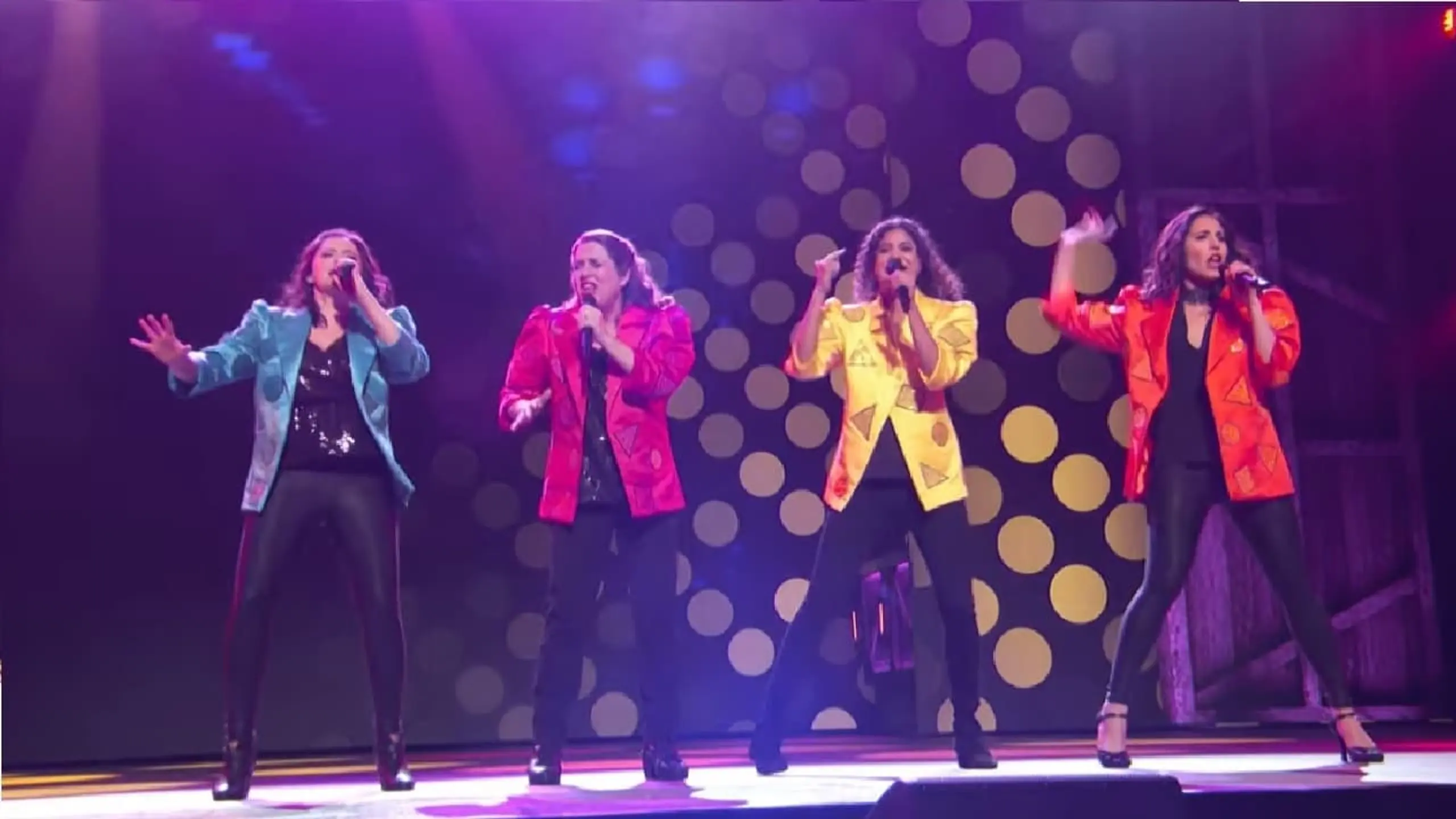 Yes, It's Really Us Singing: The Crazy Ex-Girlfriend Concert Special!