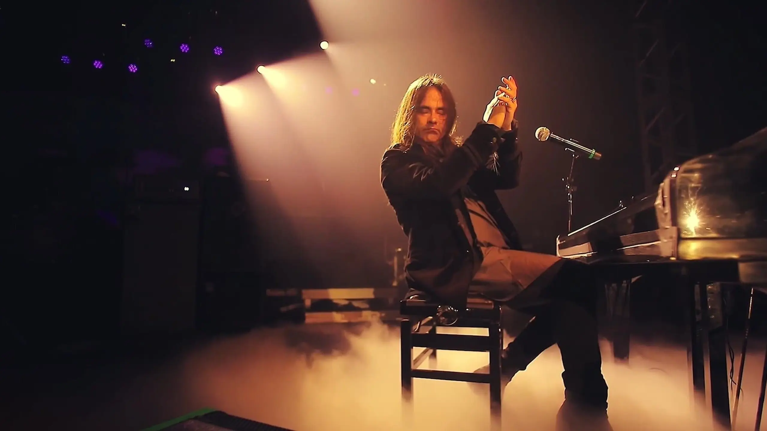 Andre Matos - Maestro of Rock