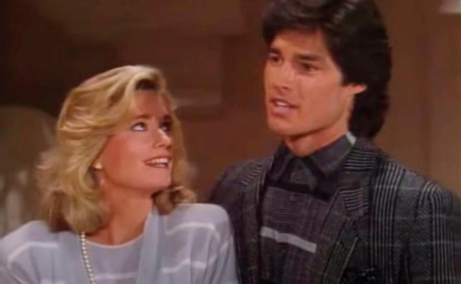 Die Kult-Soap Reich und Schön war neben Dallas und Baywatch mit geschätzten 450 Mio. Zuschauern eine der meistgesehenen Serien der Welt und lief in über 100 Ländern