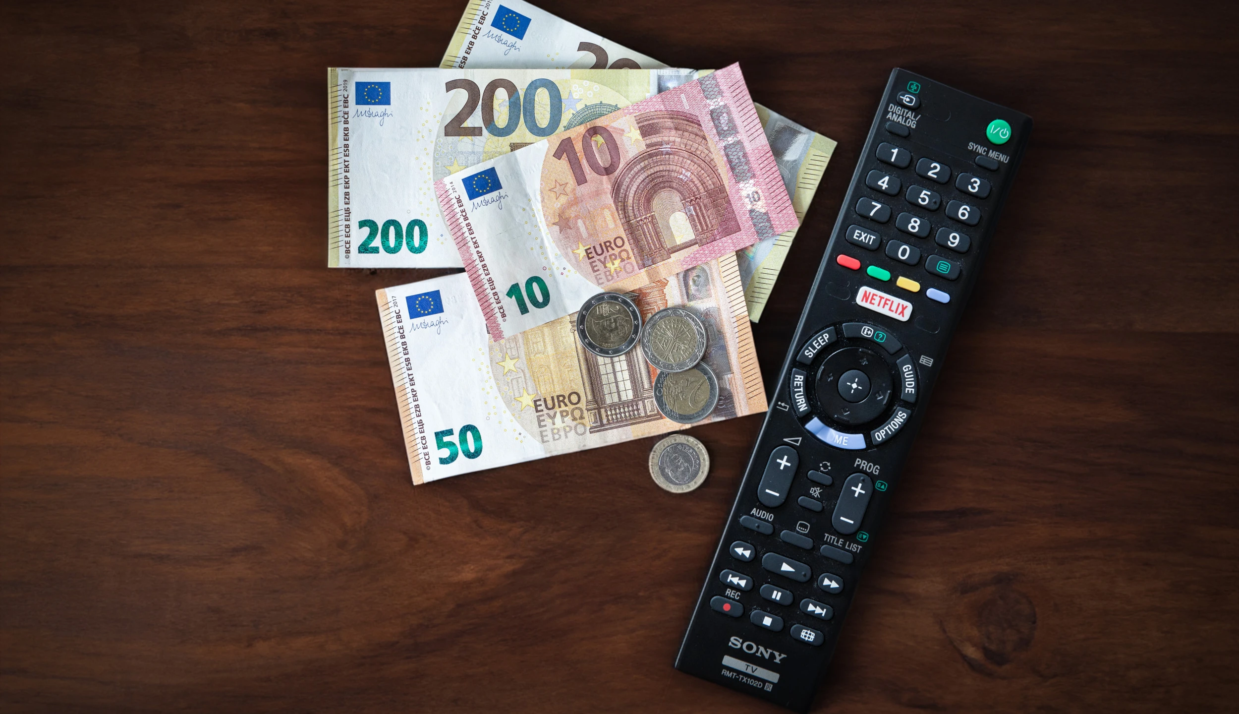 Aus für die GIS-Gebühr: Ab 2024 gibt’s auch in Österreich eine Haushaltsabgabe zur Erhaltung des öffentlich-rechtlichen Rundfunks (ORF)