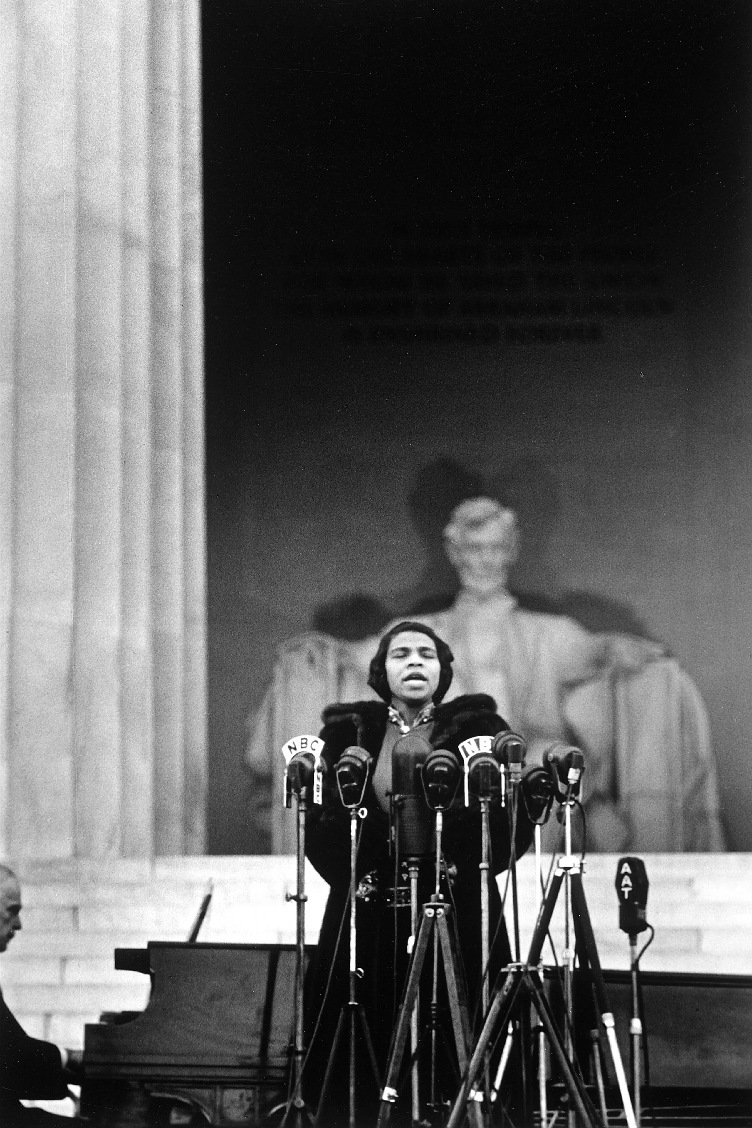 Marian Anderson: The Lincoln Memorial Concert