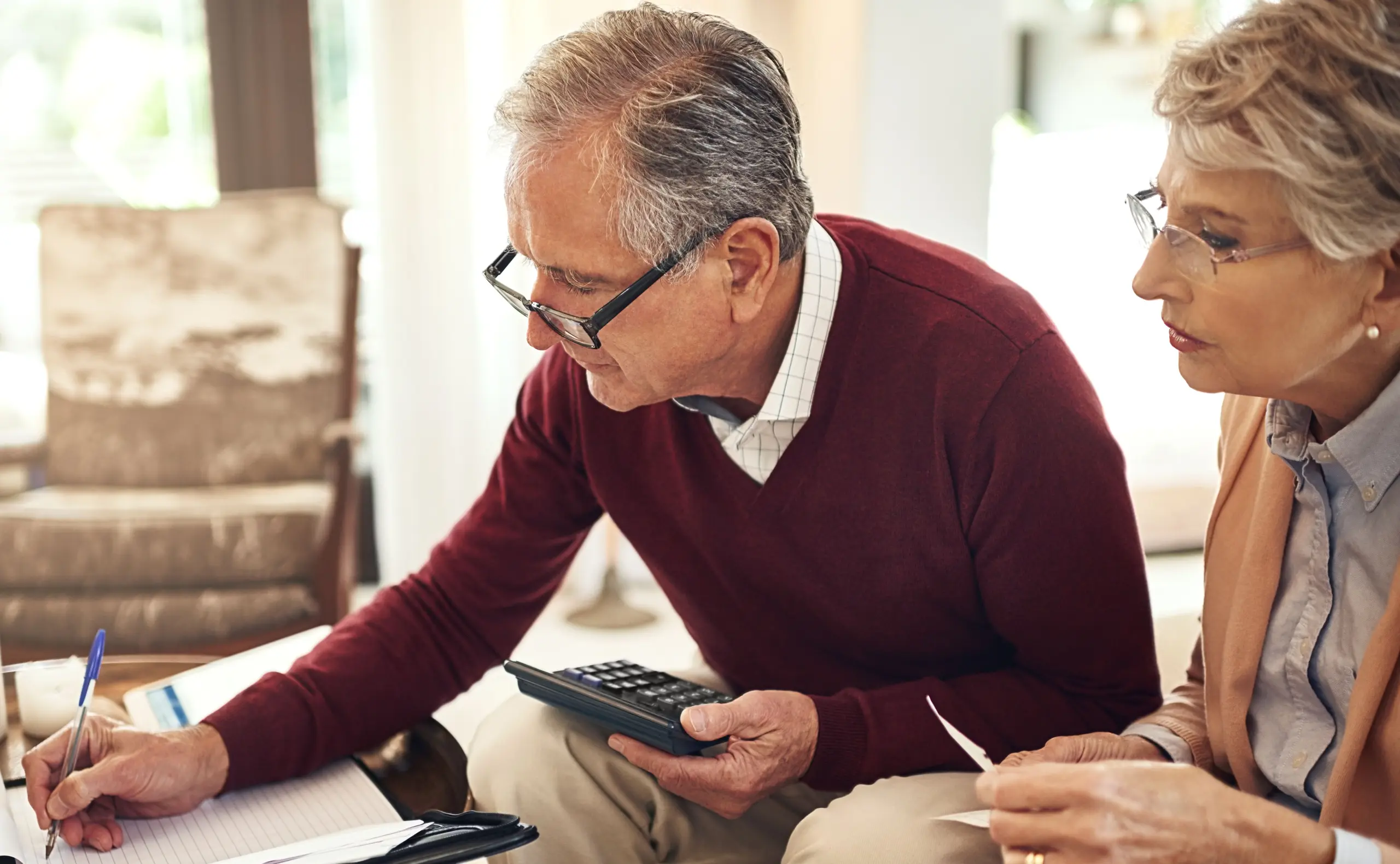 Künftige Pensionisten sind mit gewaltigen Pensionslücken konfrontiert, auch der Staat, wenn dieser das Ruder nicht herum reißt, warnt das Weltwirtschaftsforum.