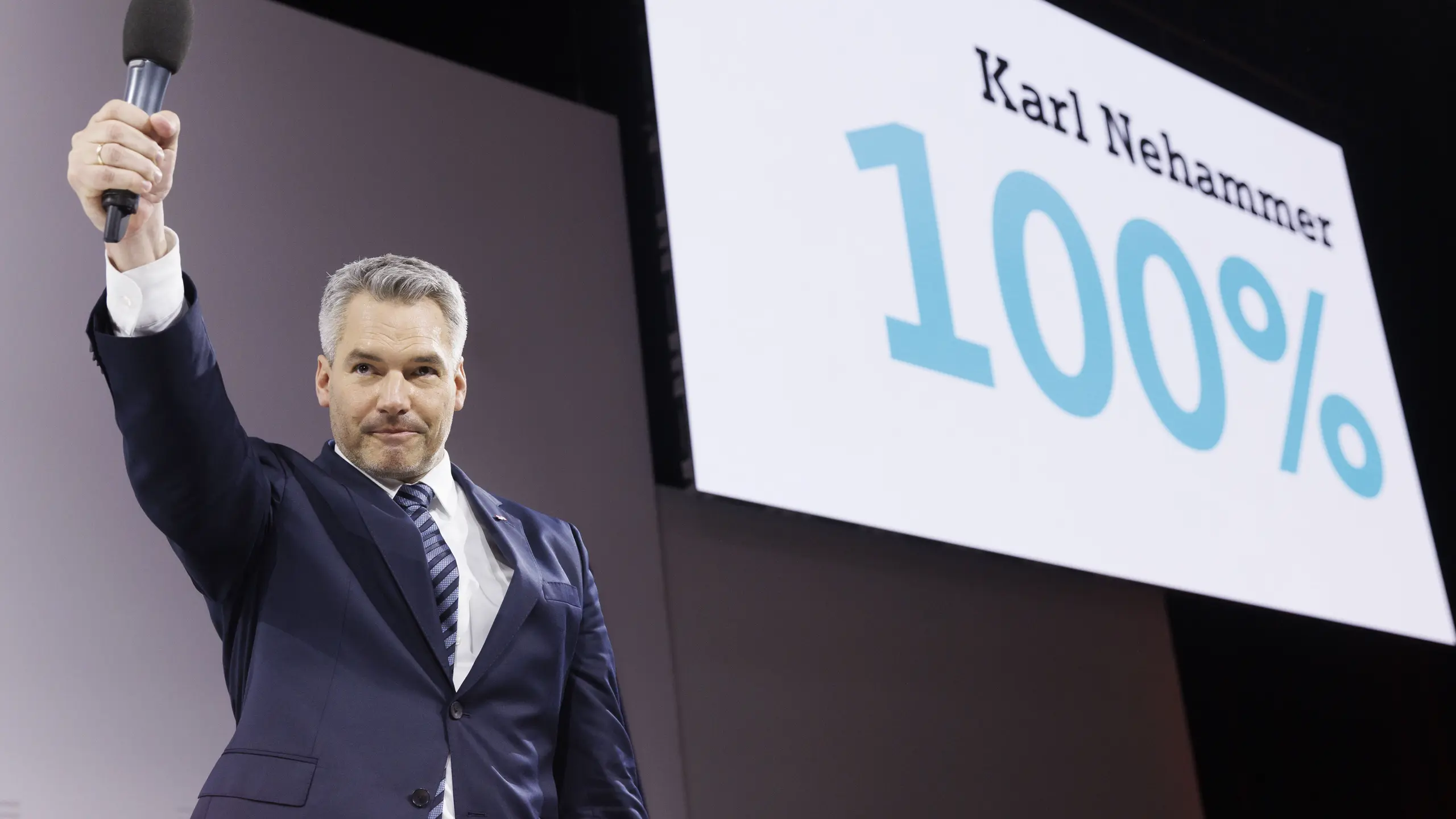 Mr. 100%: Karl Nehammer nach seiner Wahl zum ÖVP-Parteiobmann am 14. Mai 2022.