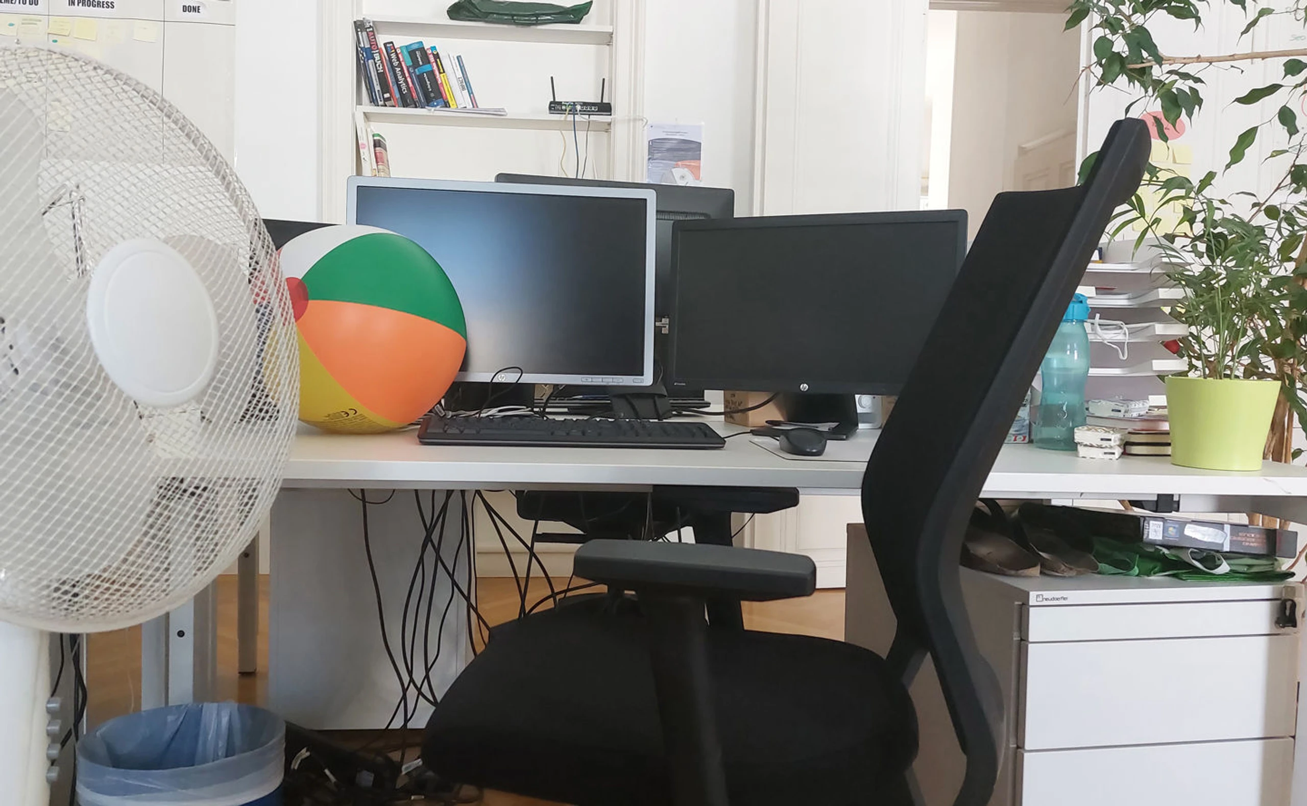 Gibt es ein Recht auf Hitzeferien am Arbeitsplatz? Die rechtlichen Bestimmungen dazu sind eindeutig.