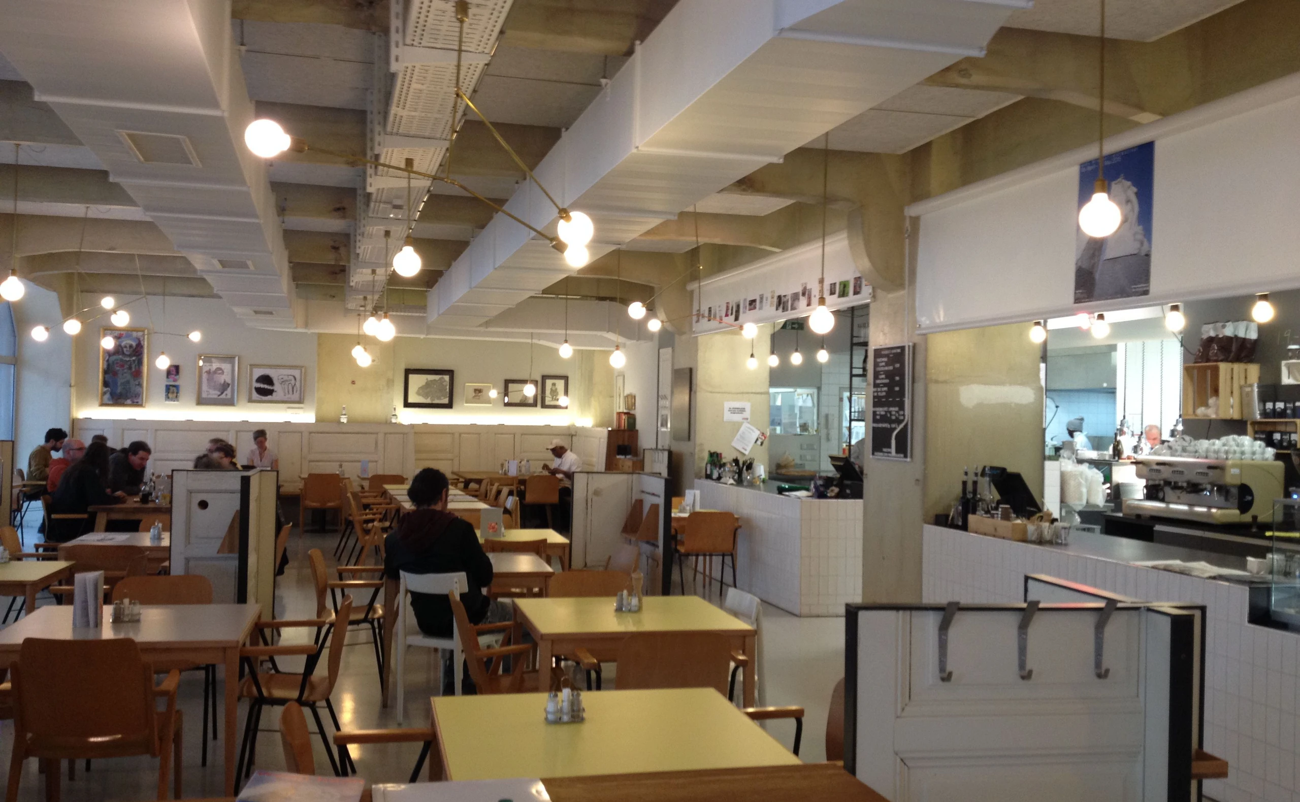 Business Lunch: Magdas Kantine