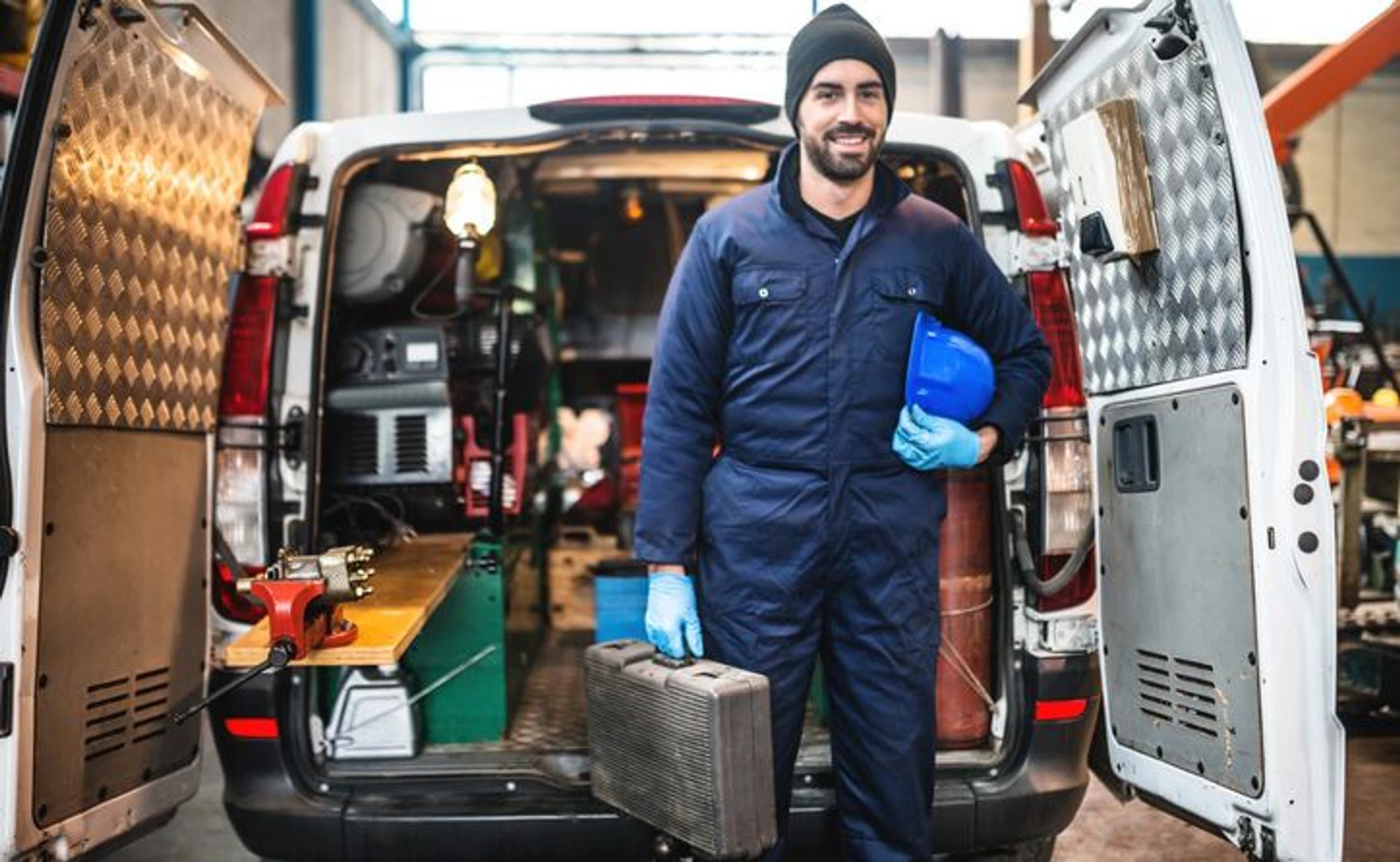 Handwerker und ihre Tricks: 12 Tipps für den Umgang mit Professionisten