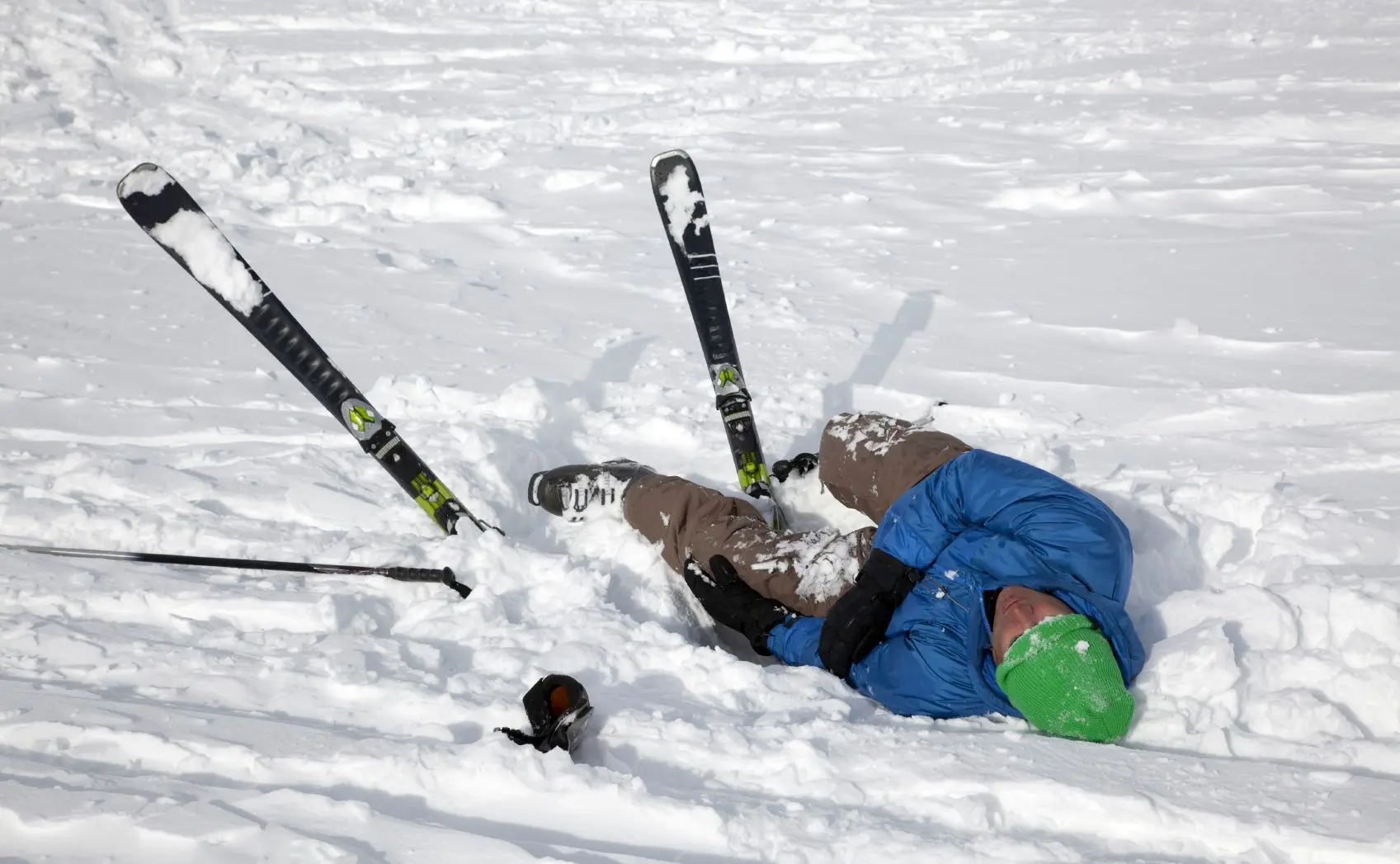 Hohe Strafen bei Fahrerflucht auf Skipiste
