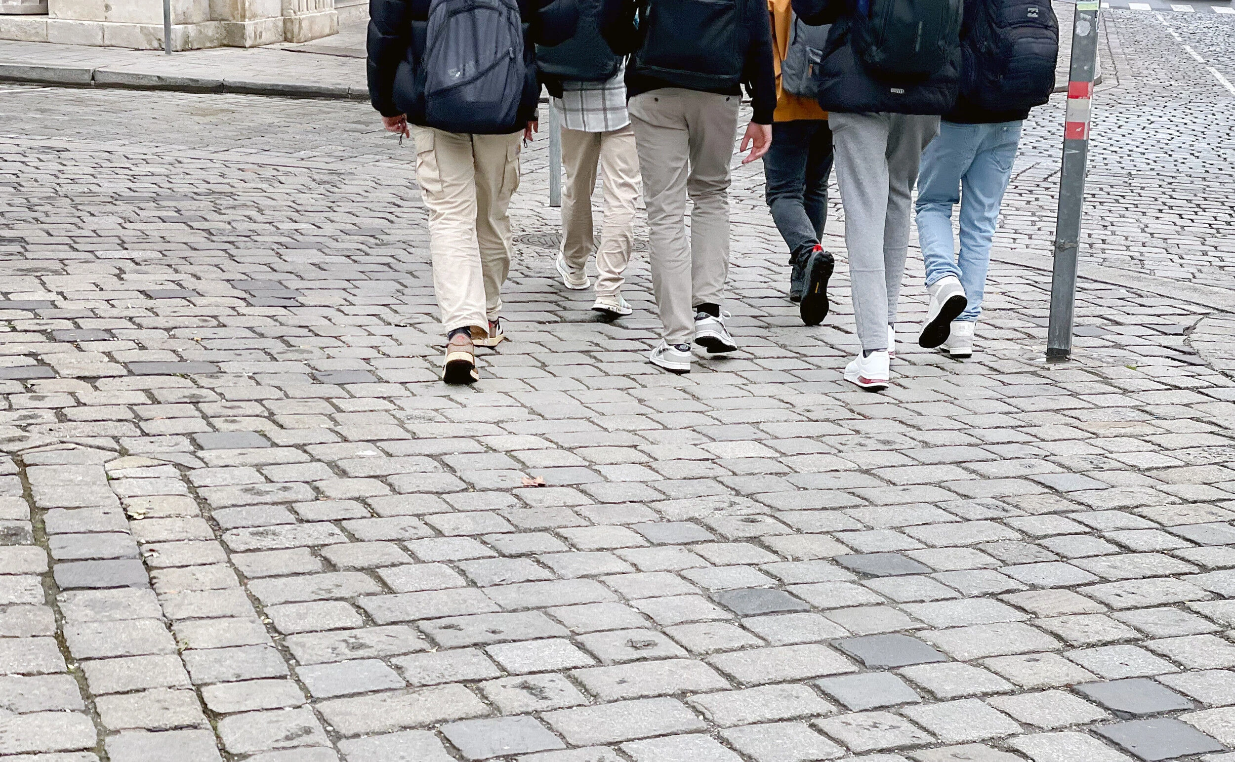 Eigene Wohnung für Minderjährige: Was rechtlich gilt
