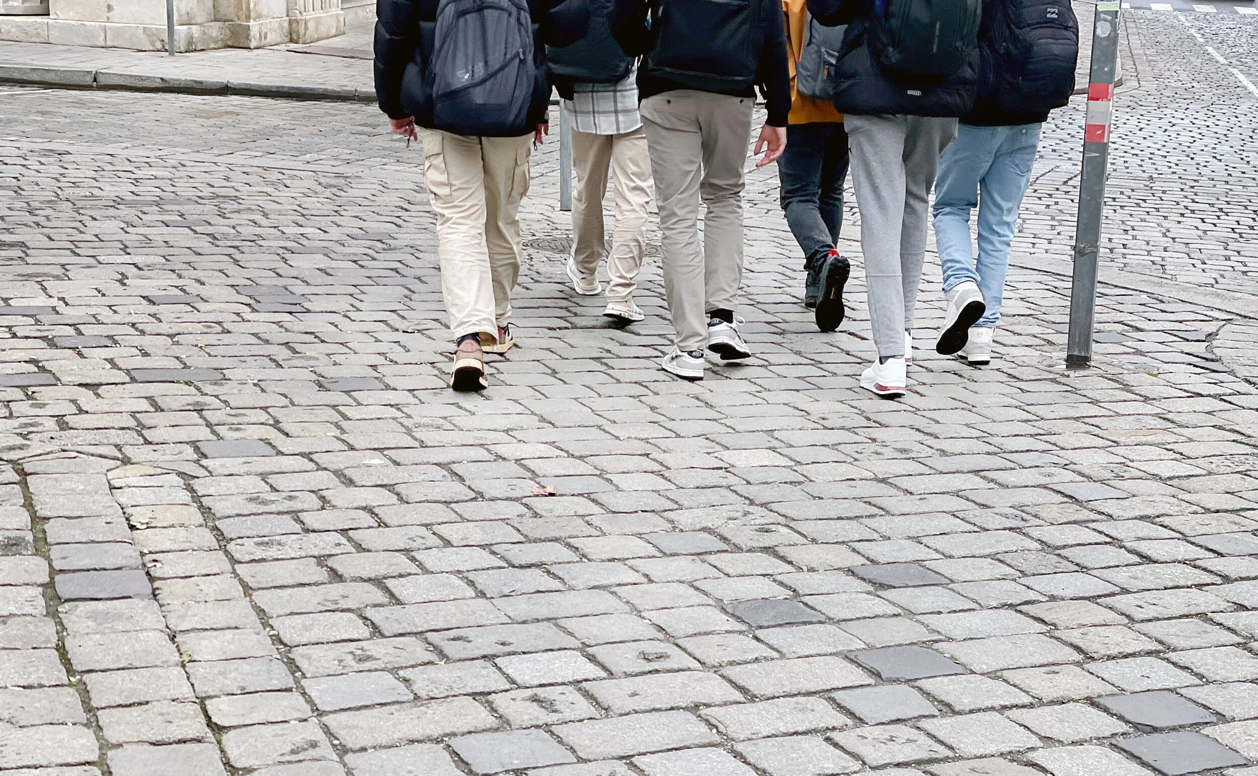 Eigene Wohnung für Minderjährige: Was rechtlich gilt