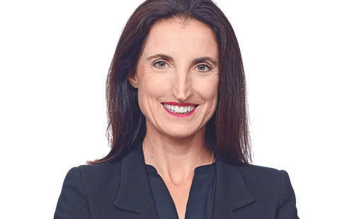 Agatha Kalandra&nbsp;ist Vorstandsmitglied, Partnerin und Leiterin des Management-Consulting-Teams von PwC Österreich. Sie verfügt über einen MBA in Controlling und Finance und mehr als 25 Jahre Berufserfahrung. Ihr Fokus liegt auf Finance-Transformation, HR-Transformation und Sustainability.
