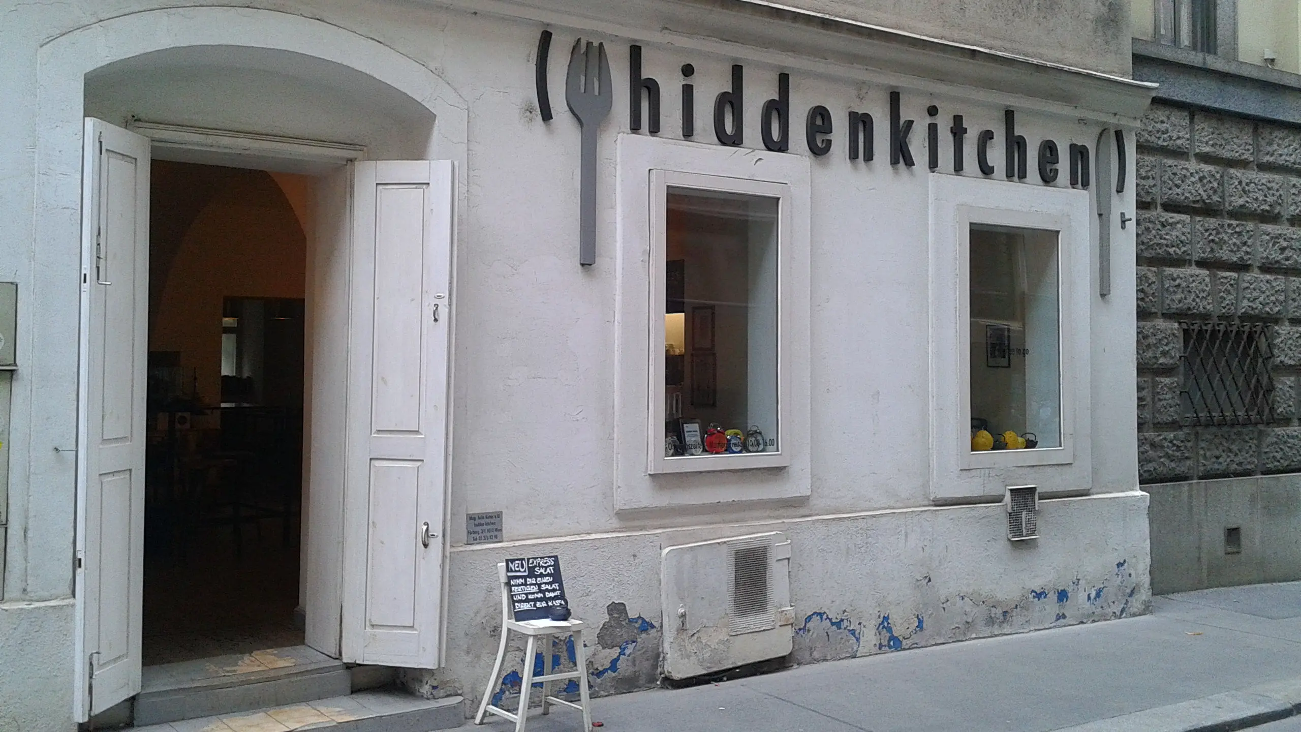 Business Lunch: Hiddenkitchen