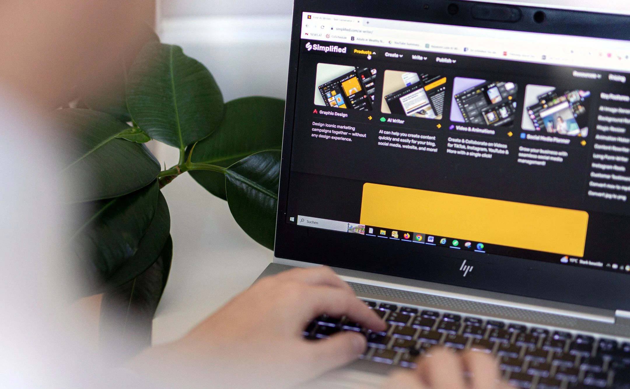 Simplified auf Laptop geöffnet