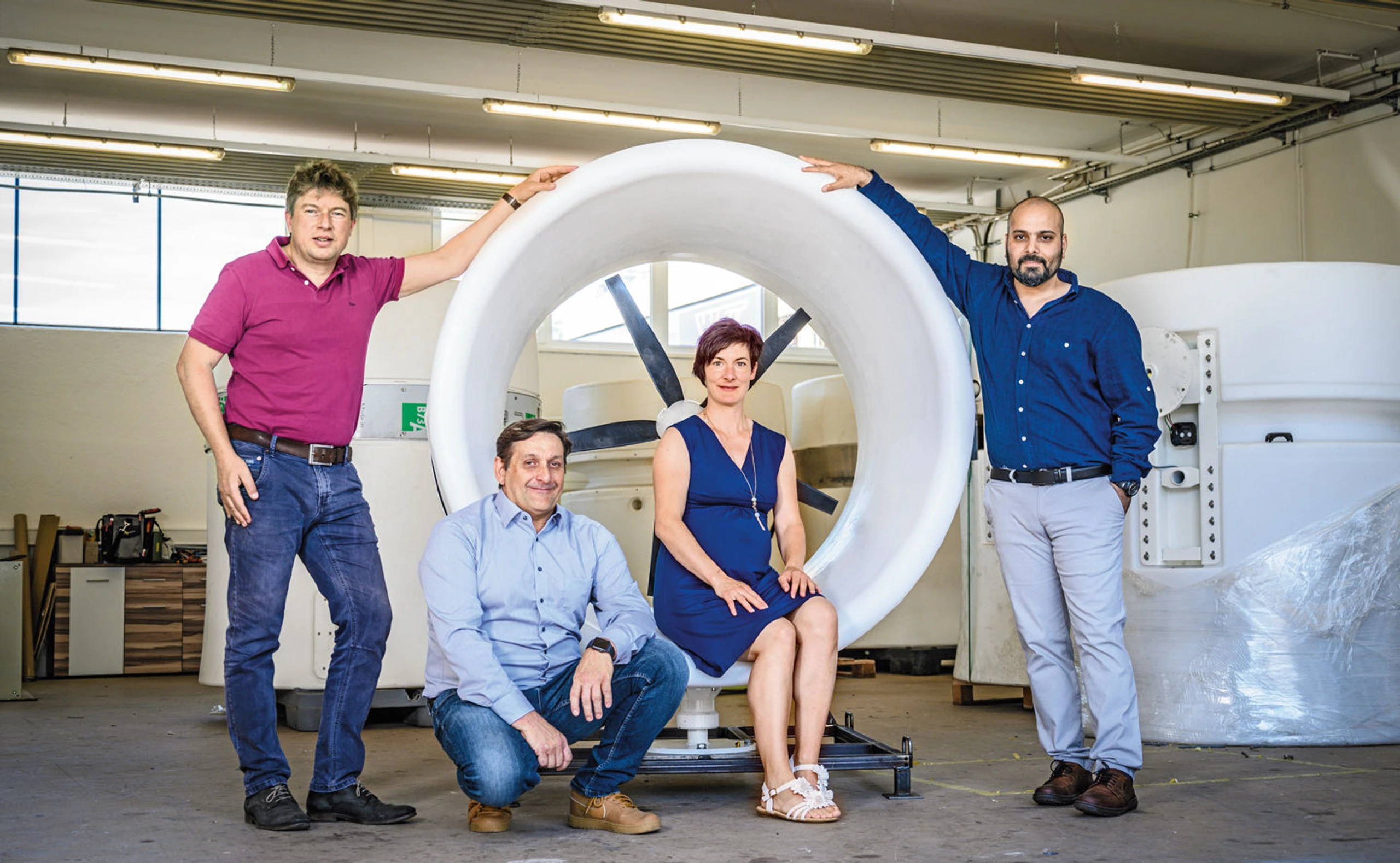 Blue Power Gründer und CEO Herbert Gösweiner (2. v. l.), mit seinem Core-Team und Co-Gesellschafterin Kathrin Zettel.