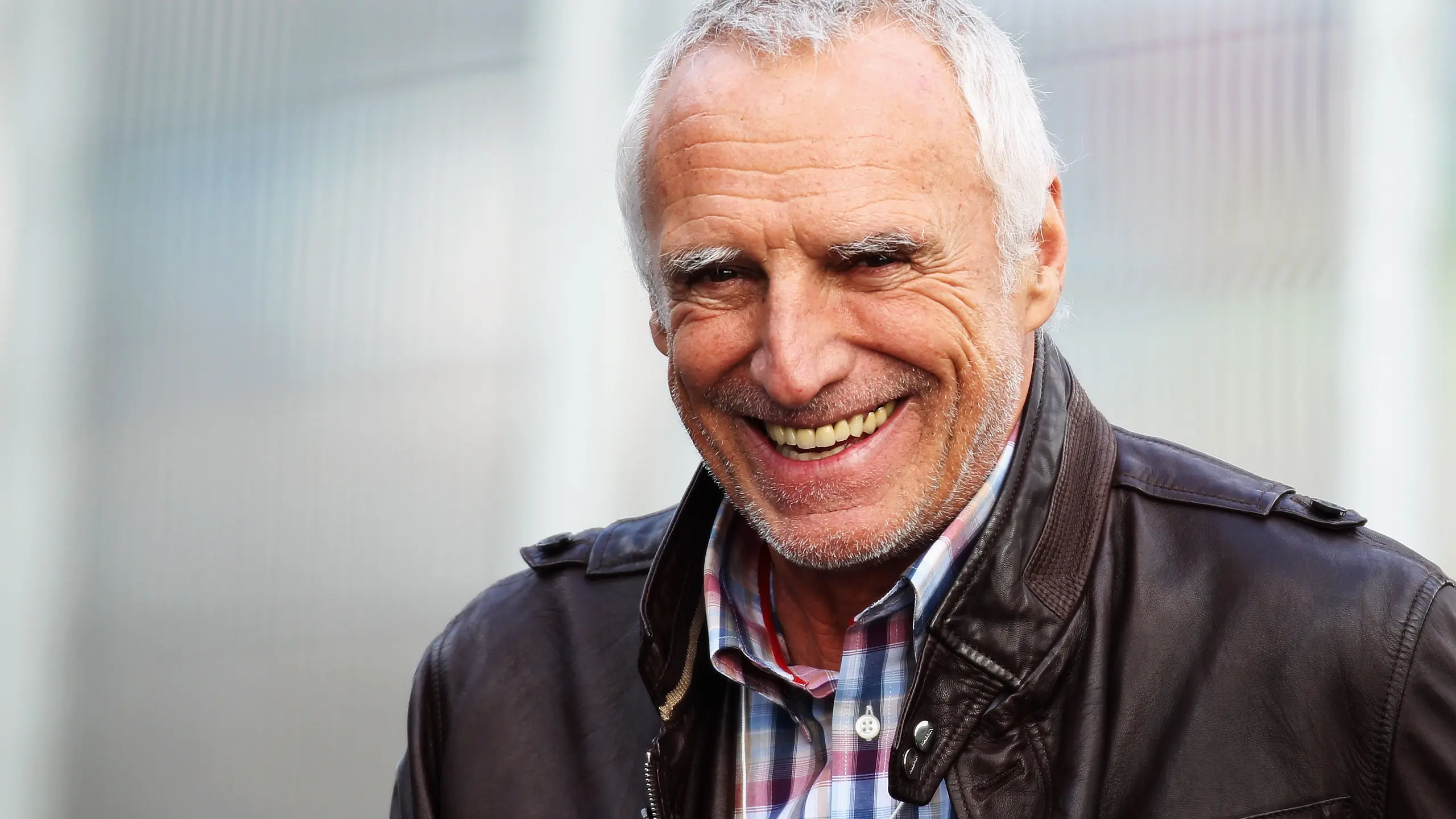 Red Bull Erfinder und CEO Dietrich Mateschitz, 2010 bei Formel 1 Tests.