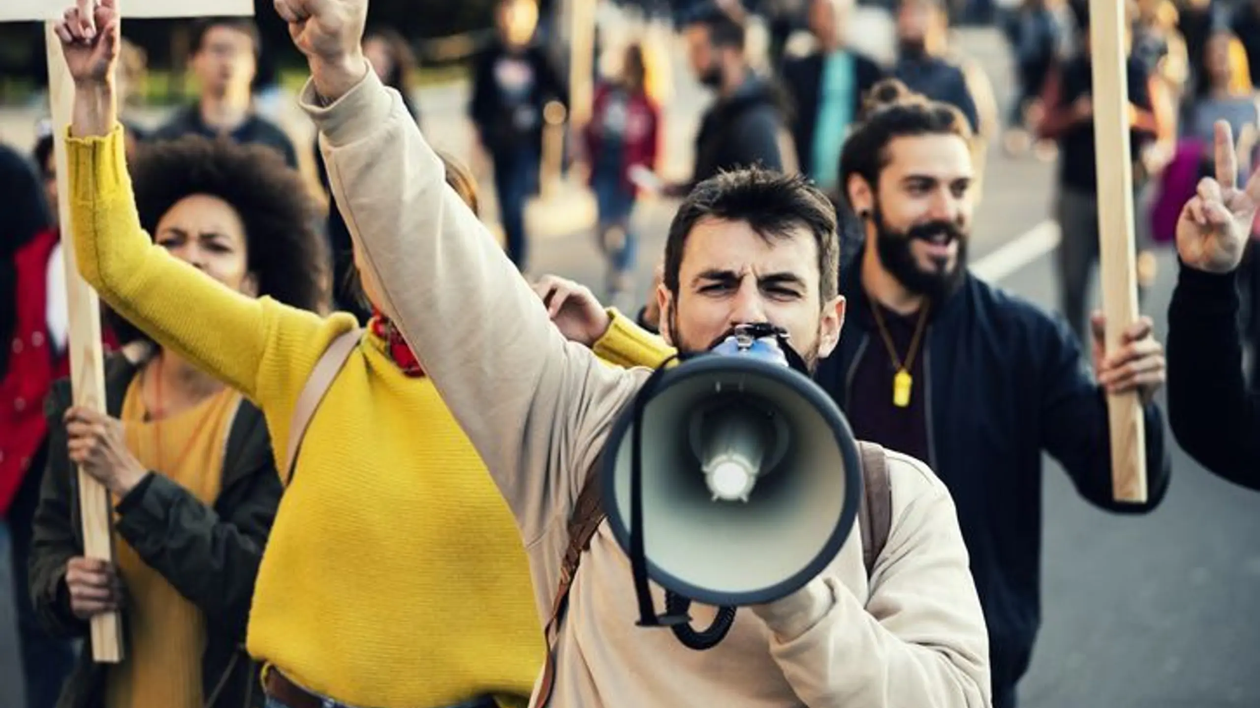 Politische Meinung kann arbeitsrechtliche Folgen haben