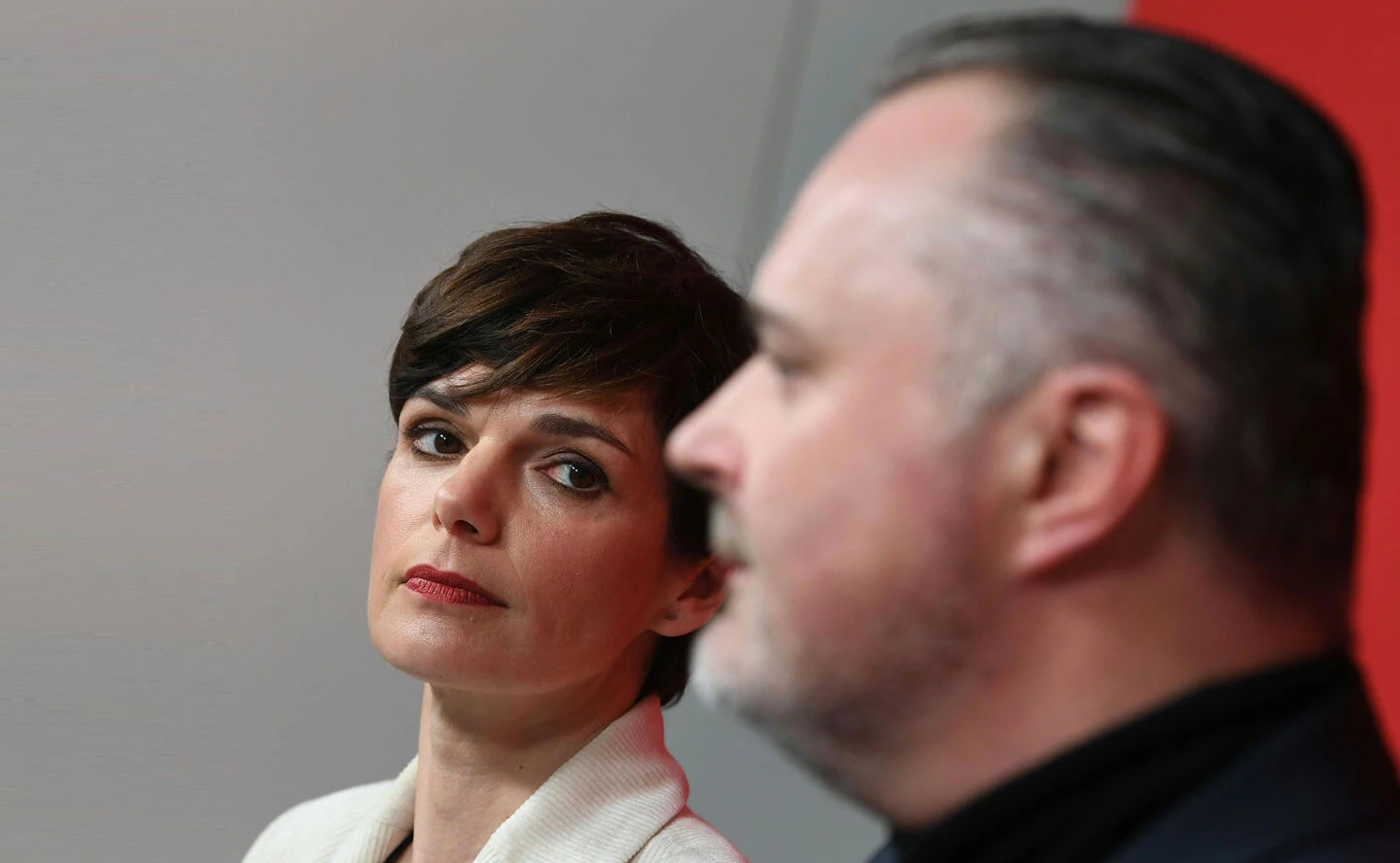 Wenn Blicke... SPÖ-Chefin Rendi-Wagner bekommt ihren Widersacher im Burgenland nicht und nicht in den Griff (Foto aus dem Jahr 2020).