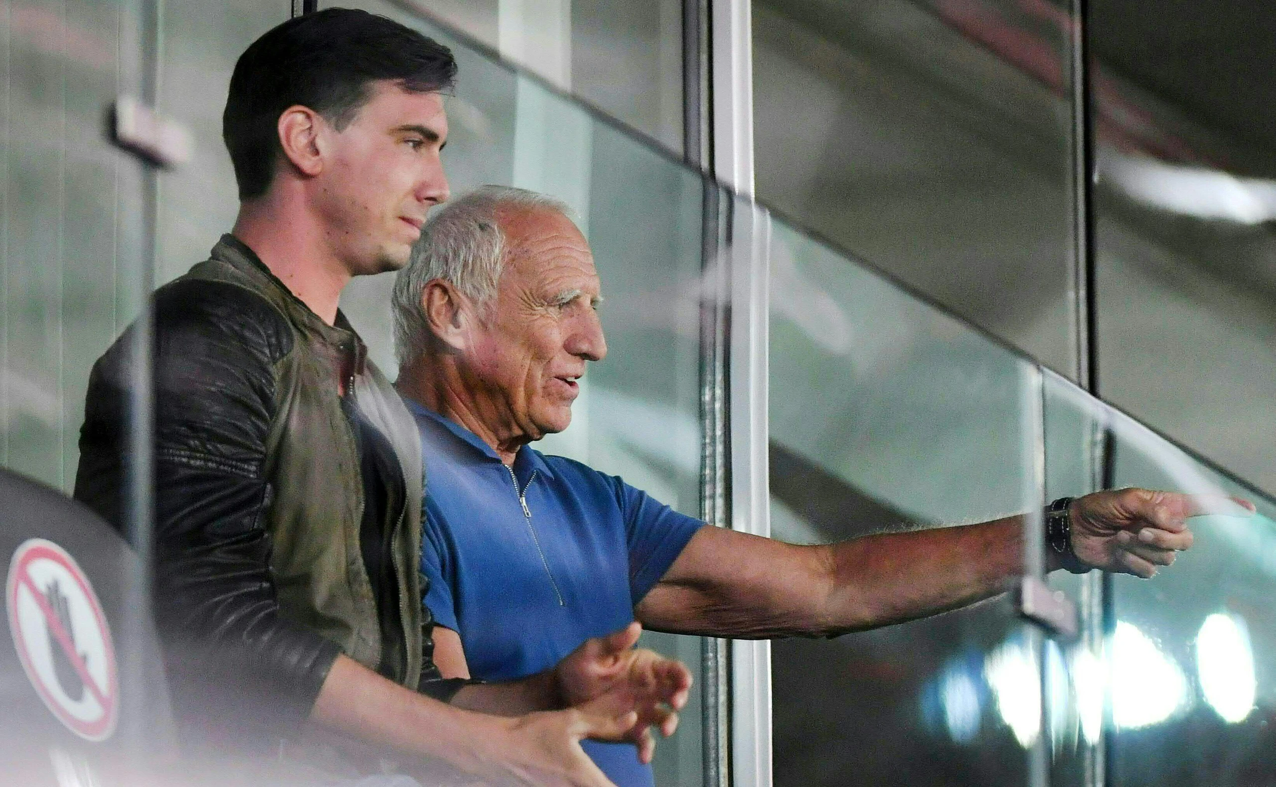 Mark Mateschitz mit Vater Dietrich Mateschitz (Juli 2020)