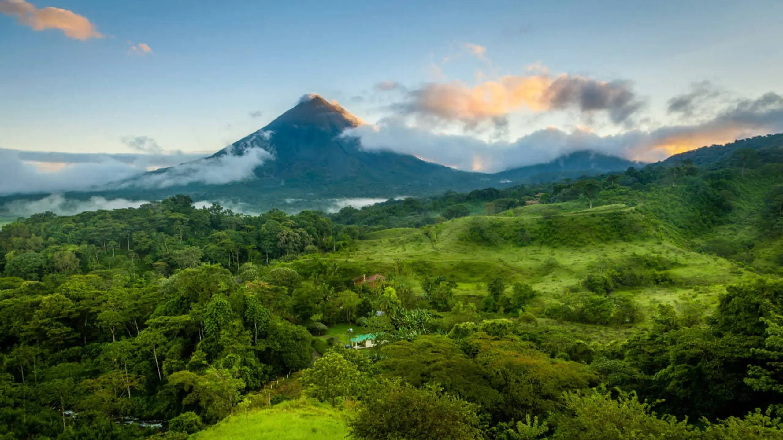 Costa Rica: The Rise of Nature