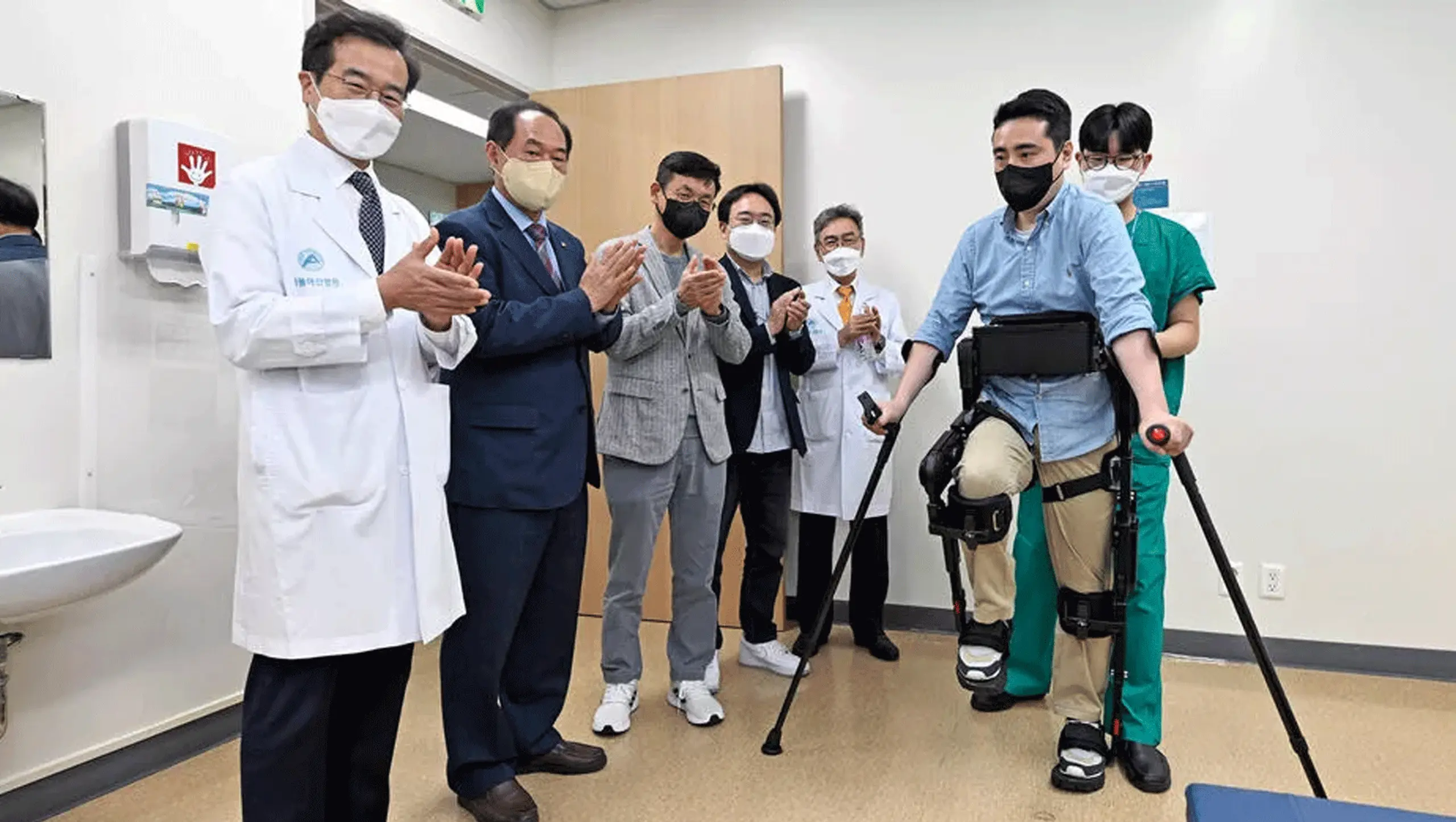 Wearable Roboter zur Rehabilitation querschnittsgelähmter Patienten