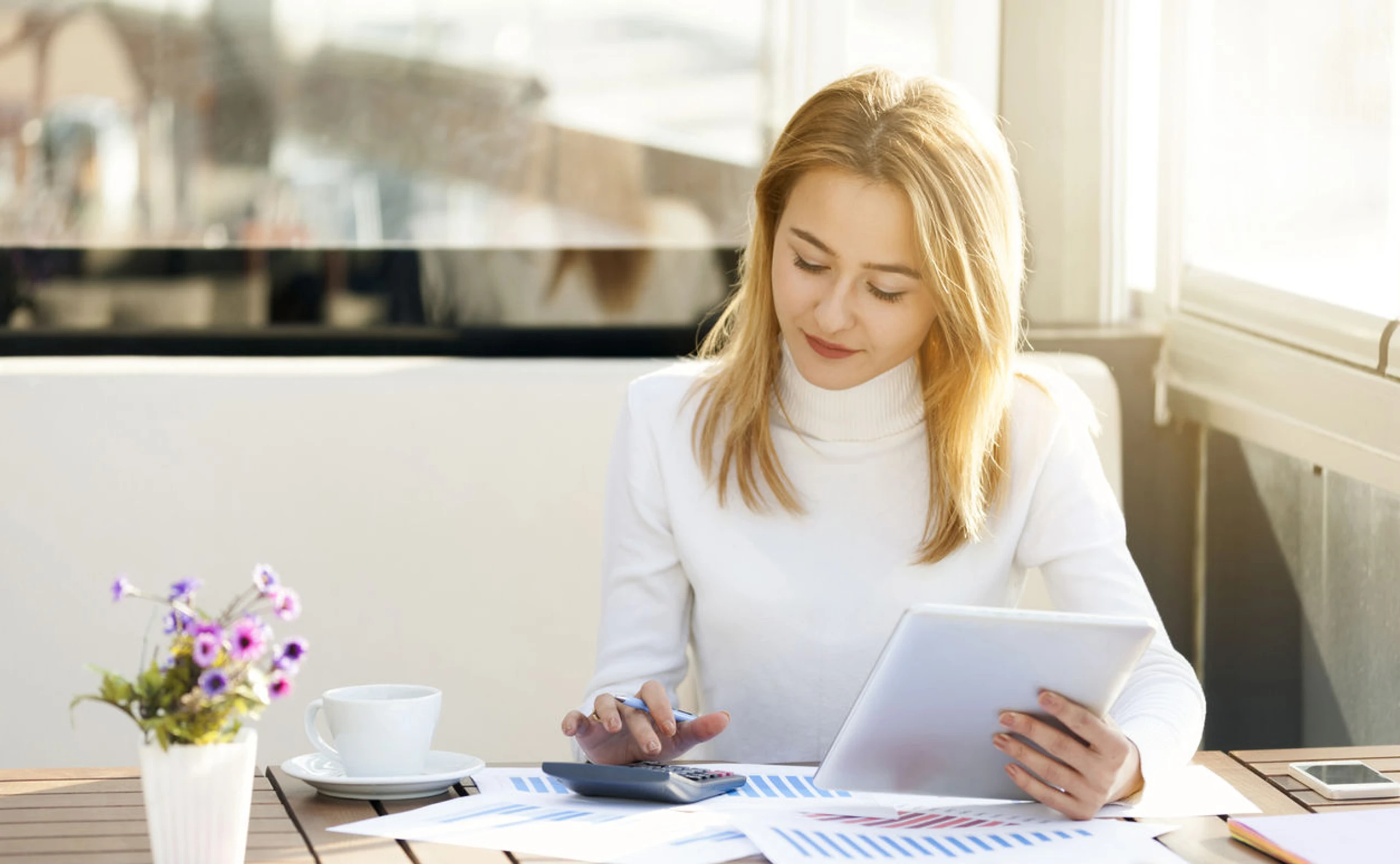 Finanziell unabhängig werden: Expertinnen zeigen, wie