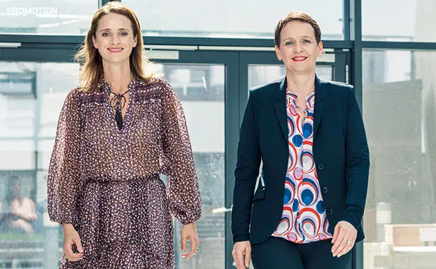 Zielorientiert. Verena Pausder (l.) und Sonja Wallner (r.) haben ganz unterschiedliche Lebensläufe, in einem sind sie sich aber einig: „Es braucht immer wieder den Mut für Neues.“ Wir trafen sie im Headquarter des österreichischen Mobilfunkanbieters A1 in Wien.
