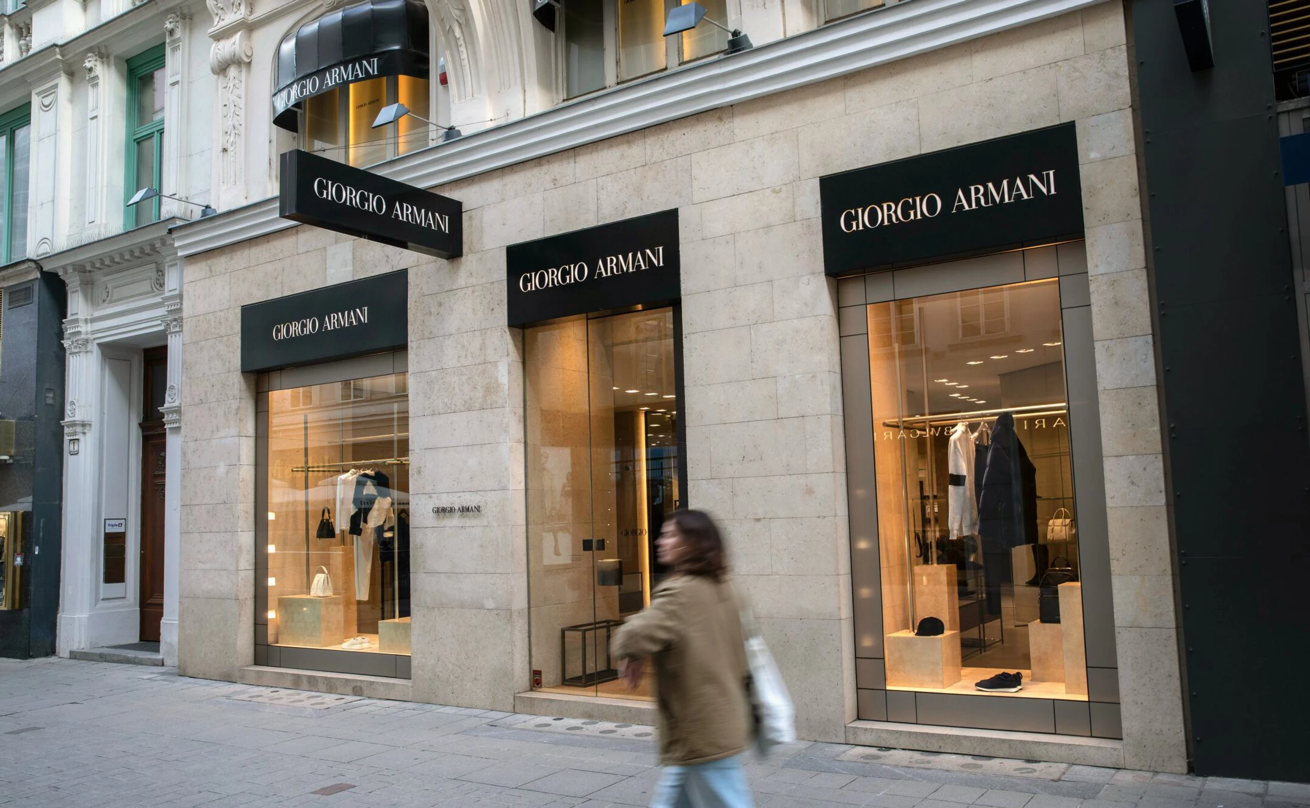 armani-shop-wien