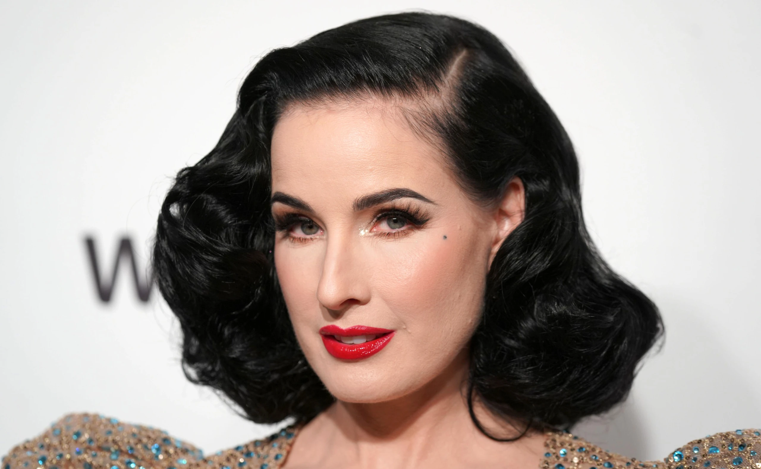 Dita Von Teese: Burlesque-Tänzerin, Sexsymbol und Unternehmerin