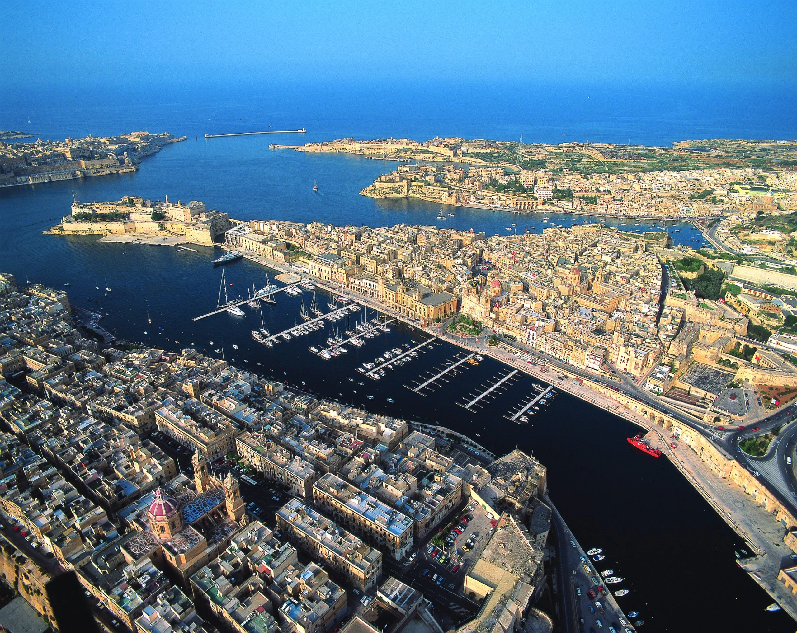 © VisitMalta, © VisitMalta Blurred image background