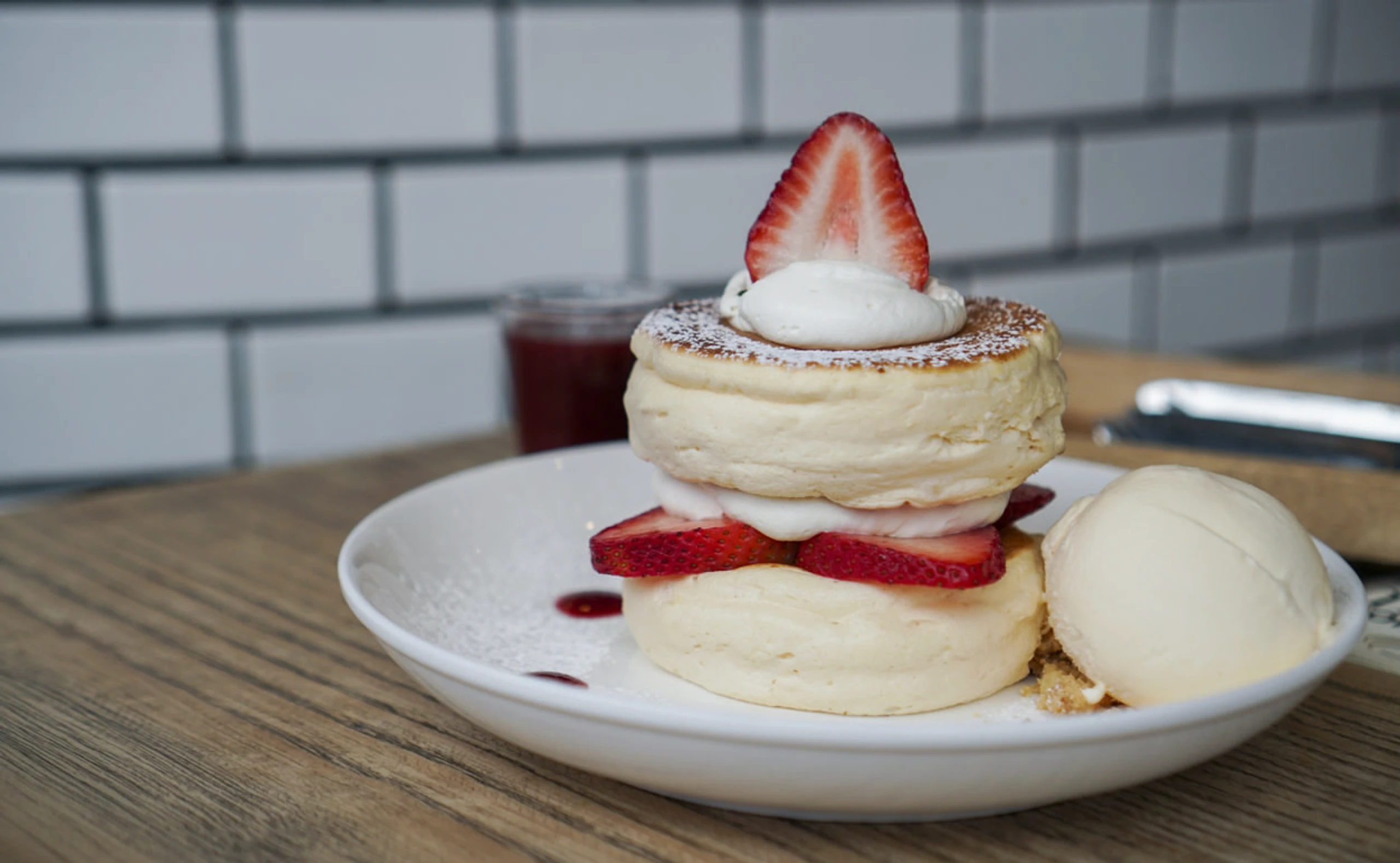 Soufflé-Pancakes: Die flaumigsten Pancakes aus Japan