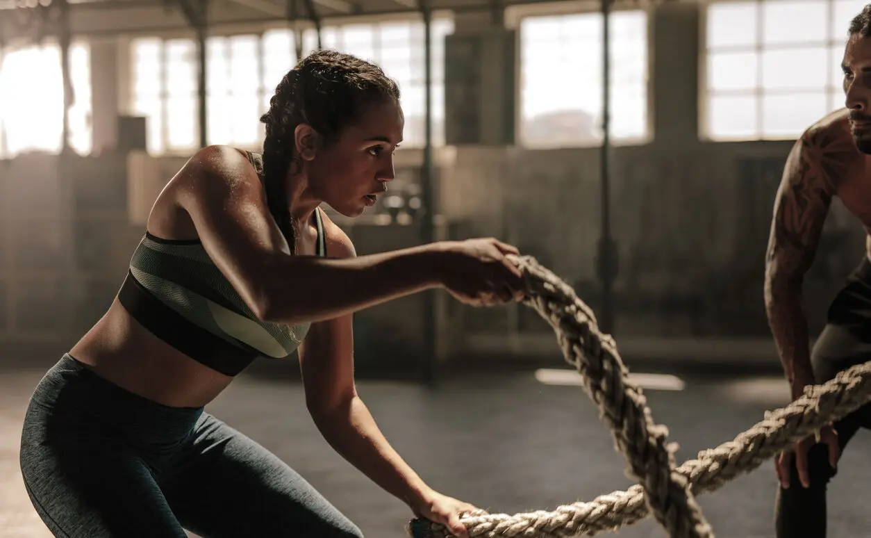 Frauen beim CrossFit Training
