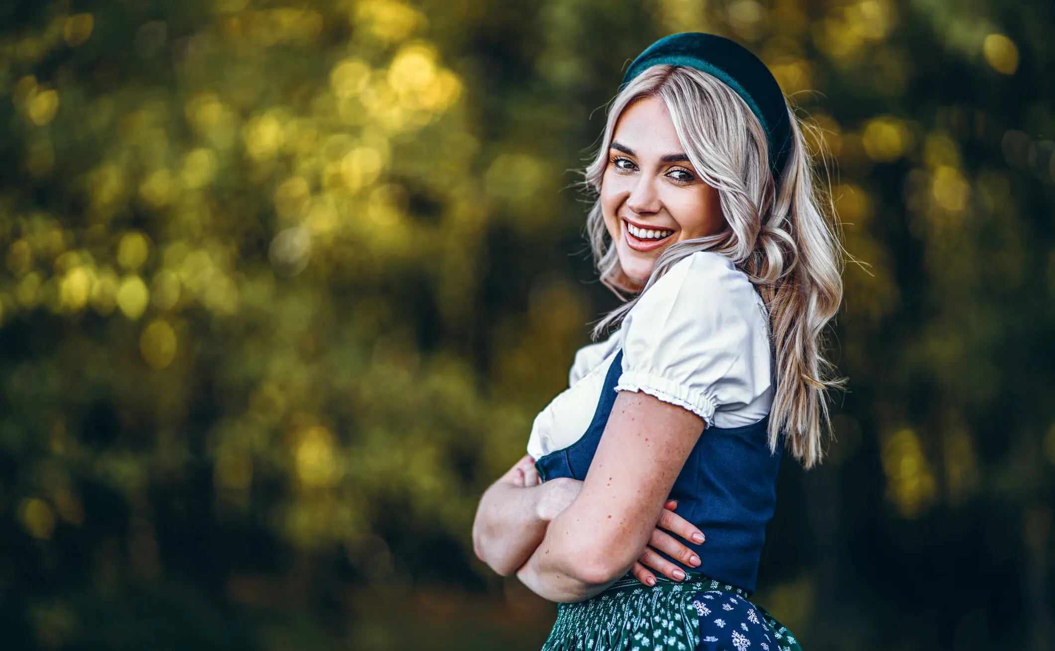Dirndlbluse