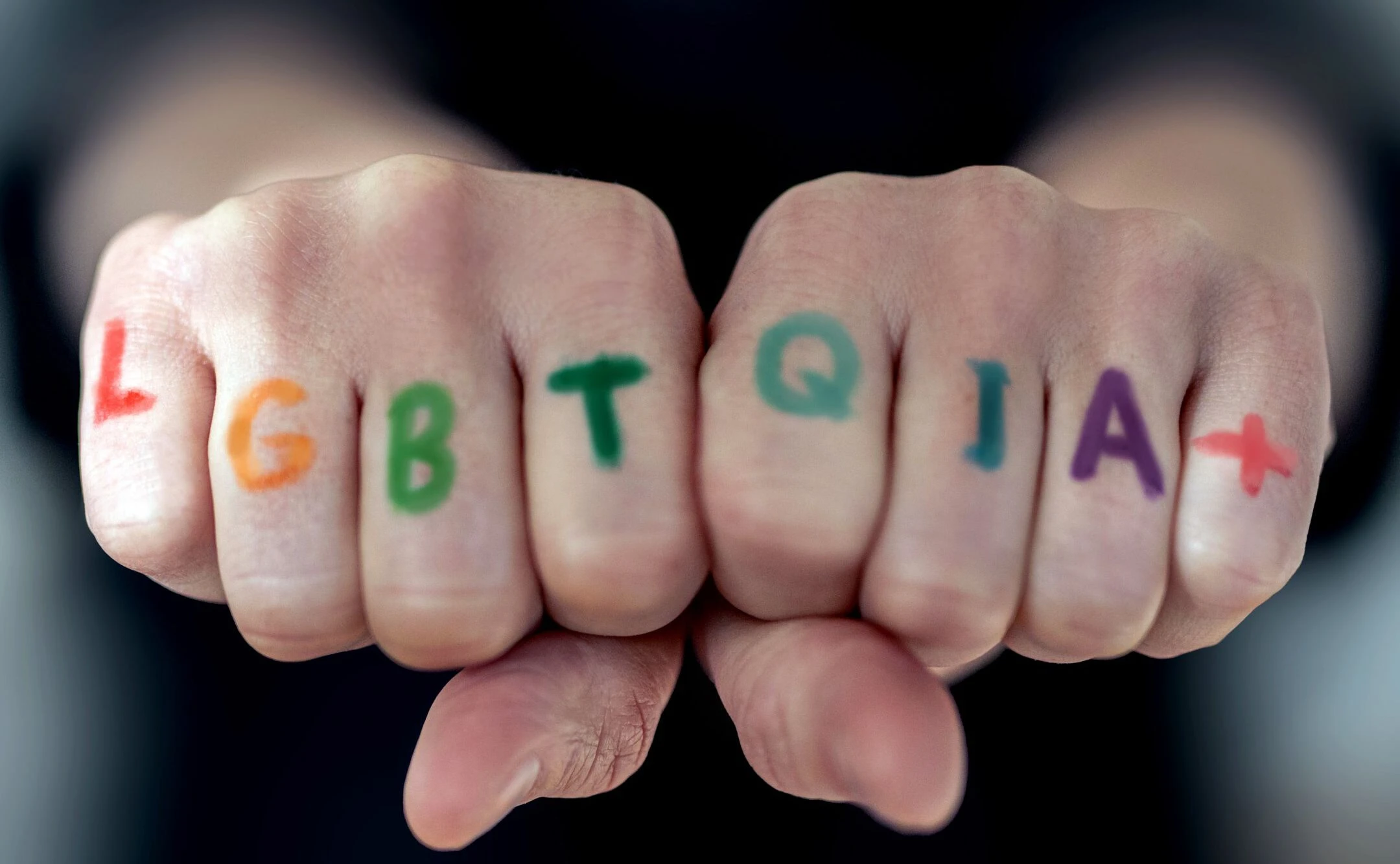 LGBTQIA : Was steckt hinter der Buchstabenfolge?