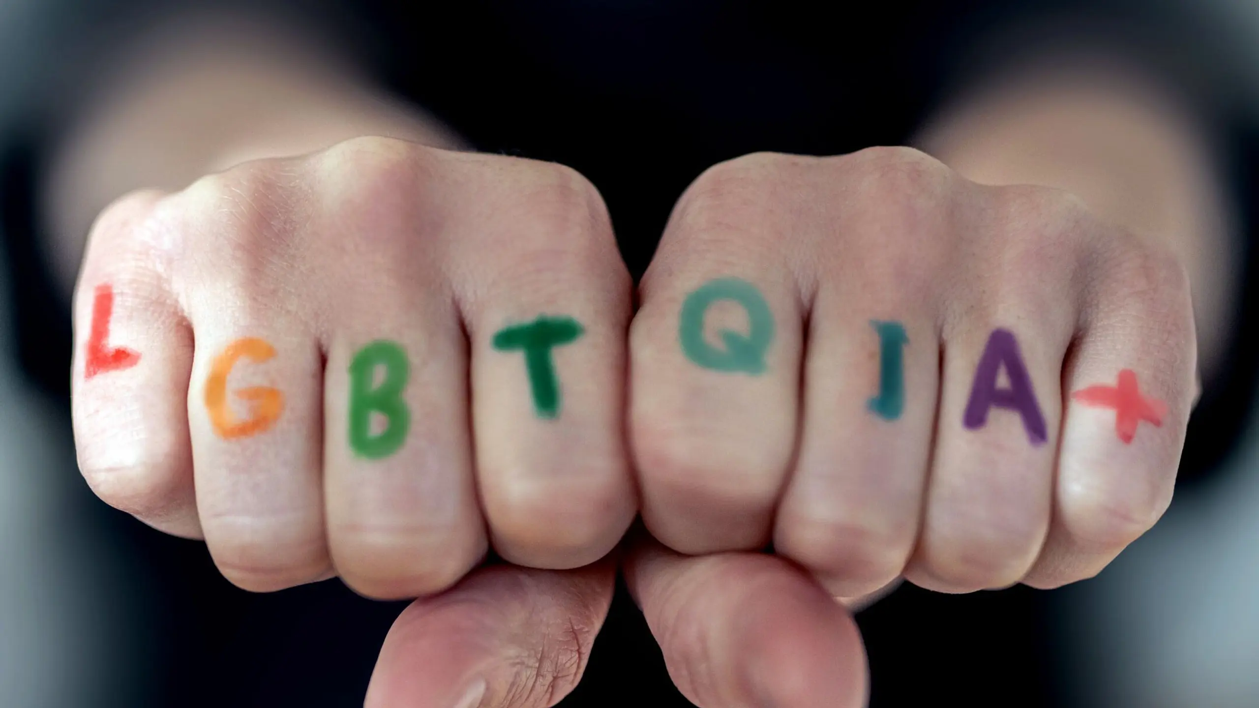 LGBTQIA : Was steckt hinter der Buchstabenfolge?