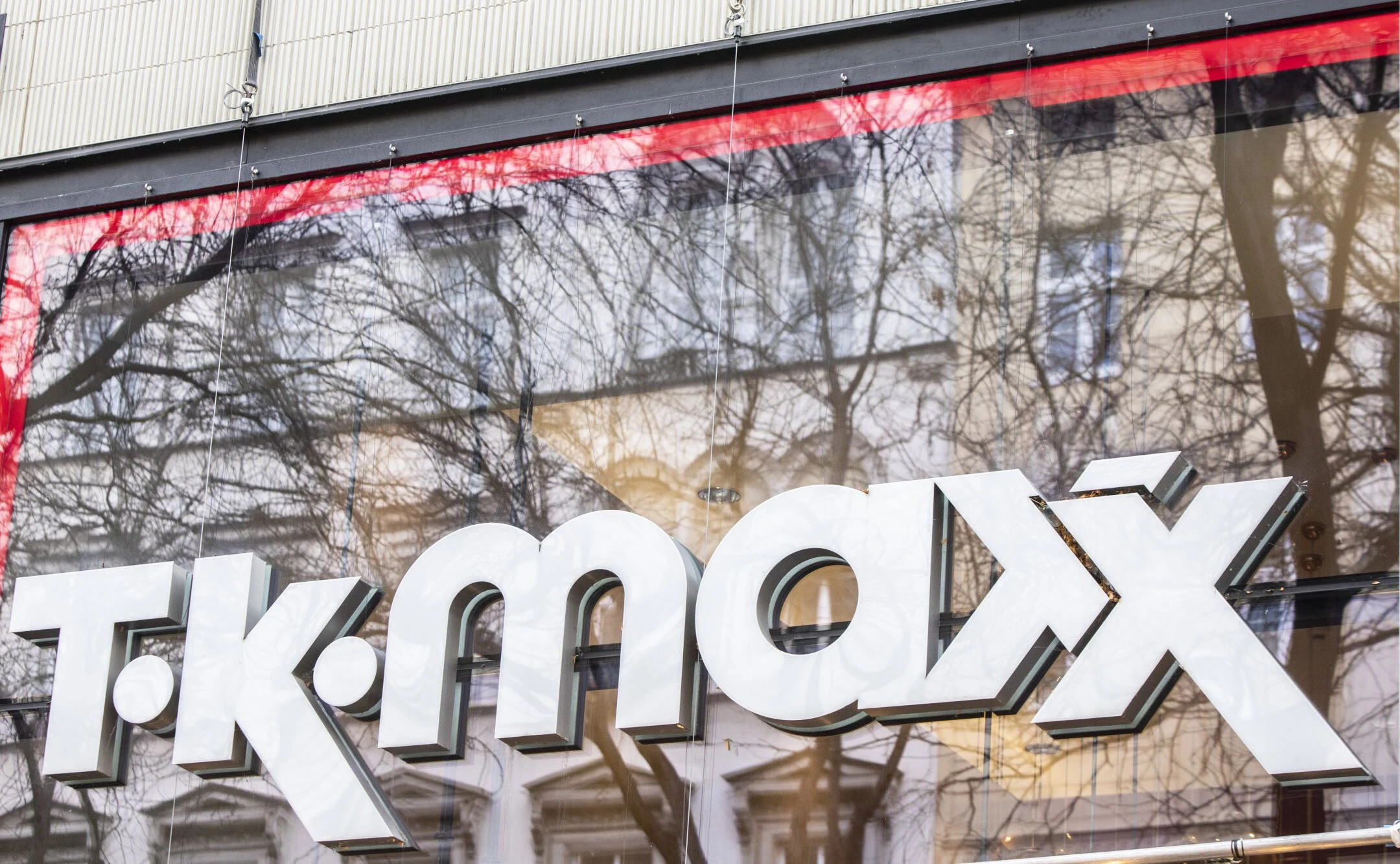 TK Maxx: Das für Designer Labels und Angebote bekannte Off-Price-Unternehmen