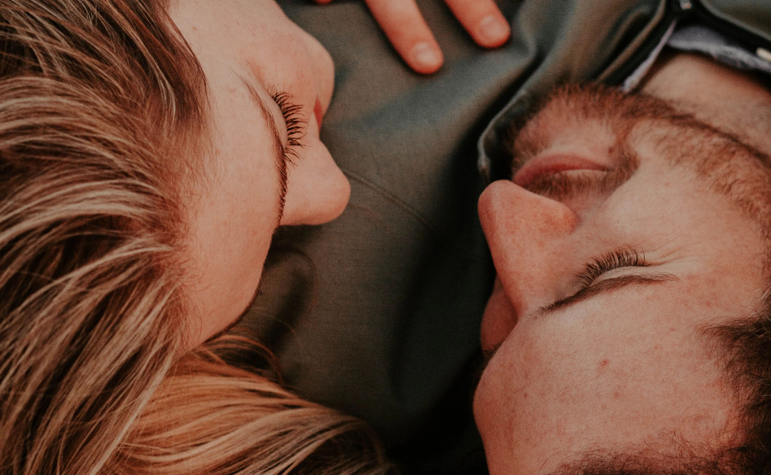 Beziehung: 1 Jahr zusammen? Diese 10 Fragen solltet ihr euch jetzt stellen