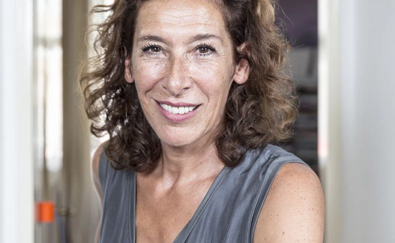 Adele Neuhauser