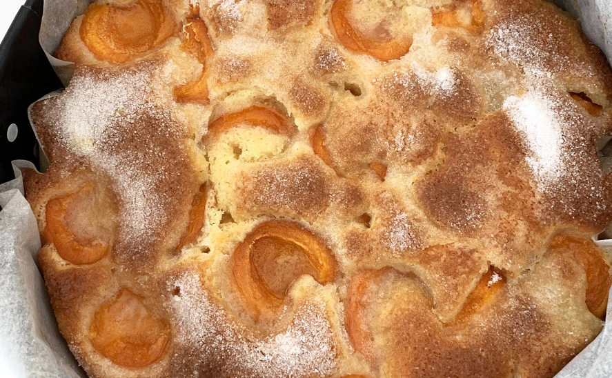 Rezept für Marillen-Topfen-Kuchen: ein bisserl Quark und zwei Esslöffel Mehl? Der einfachste Kuchen der Welt schmeckt himmlisch!