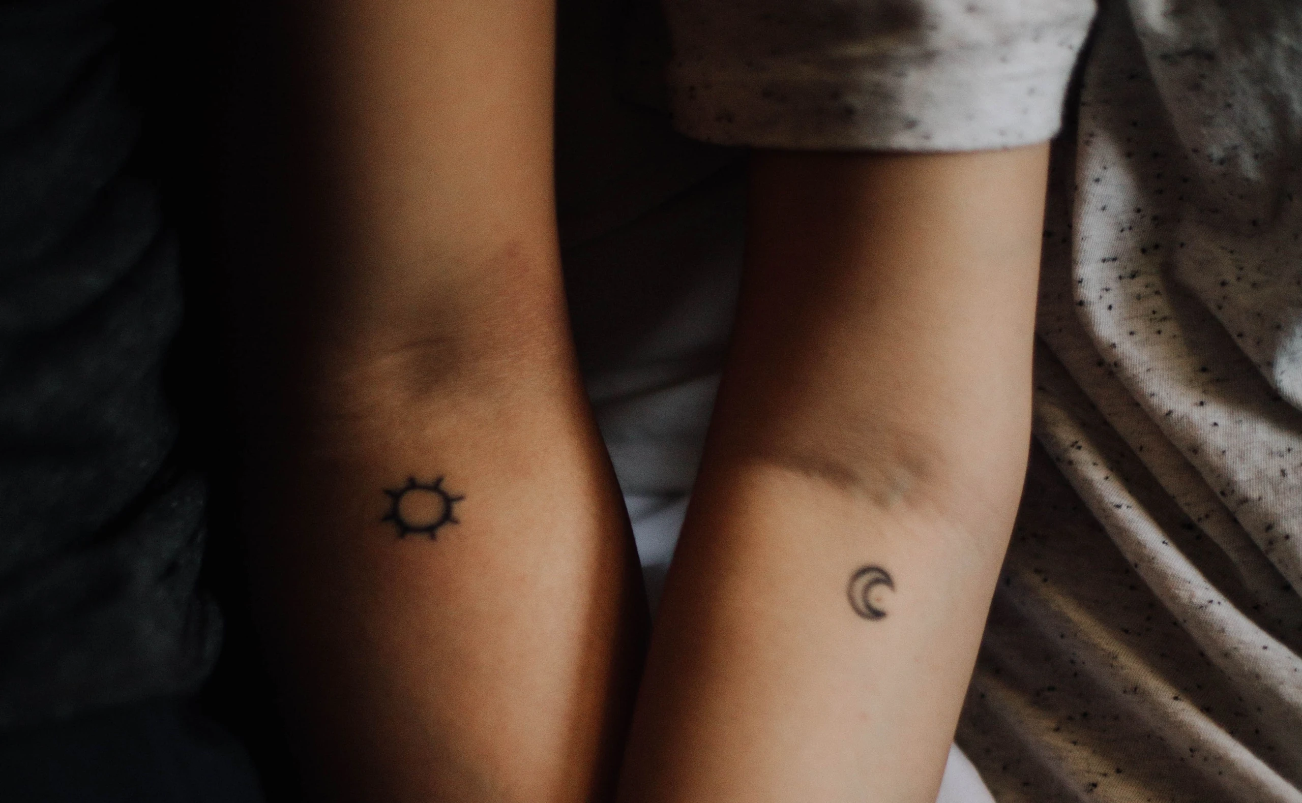 Die 17 besten Paar-, Freundinnen- oder Schwestern-Tattoos