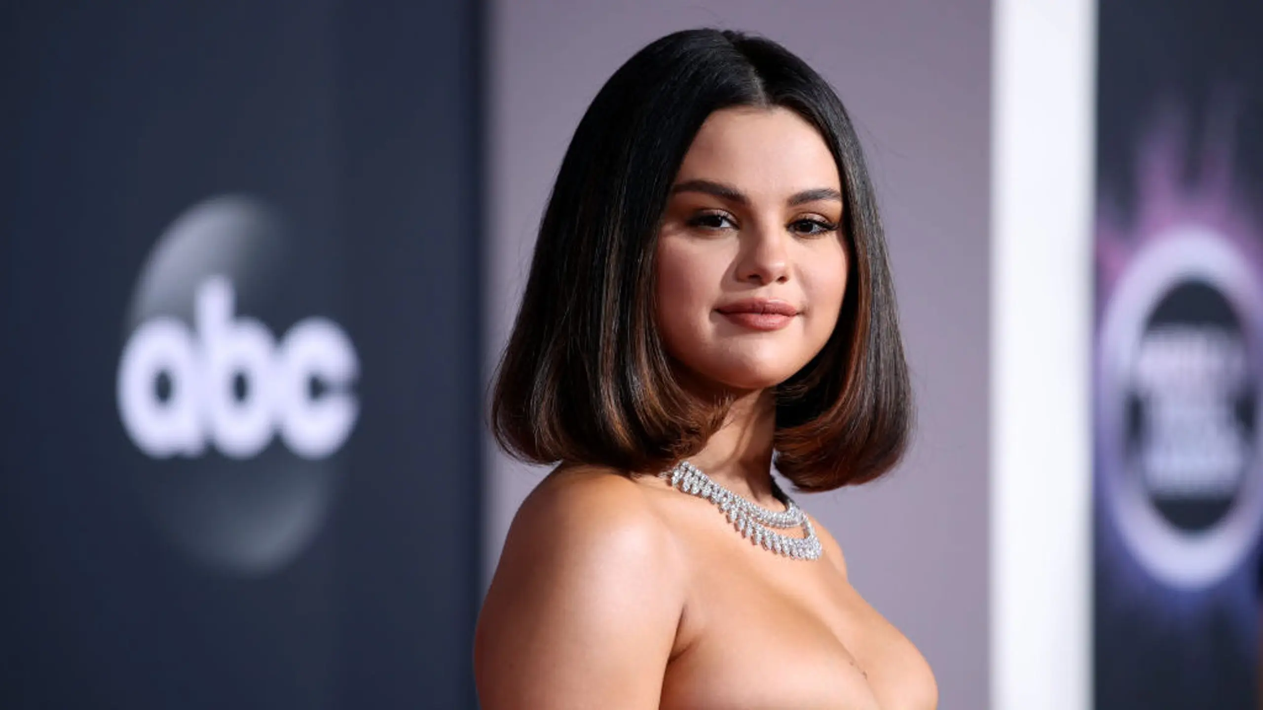 Frisuren für dickes Haar