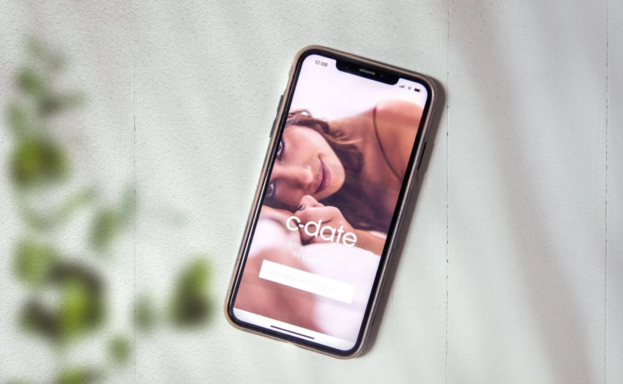 Was Bedeutet Der Grüne Punkt Bei Lovoo Lovoo: So funktioniert die Dating App