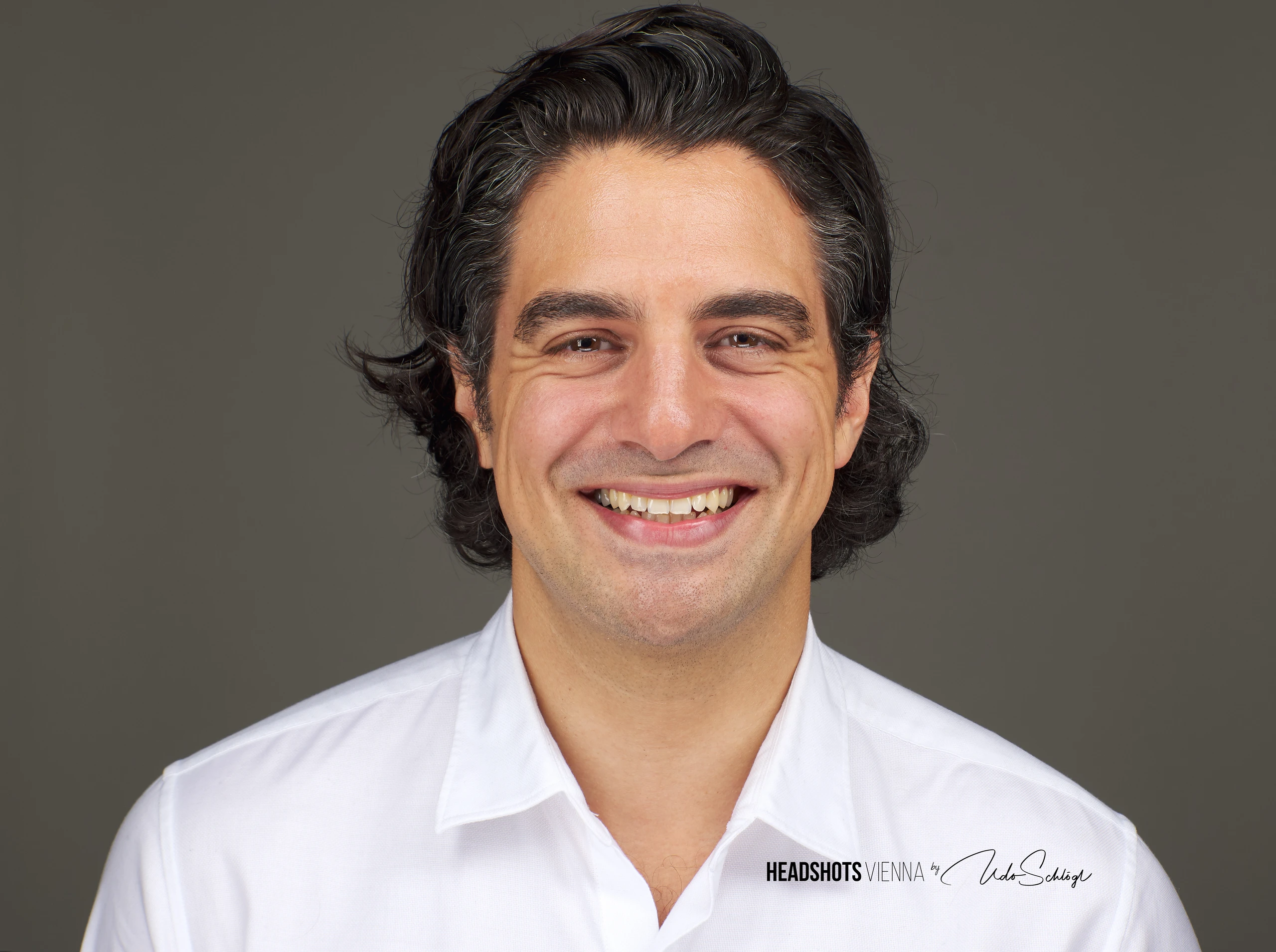 © Udo Schloegl Blurred image background