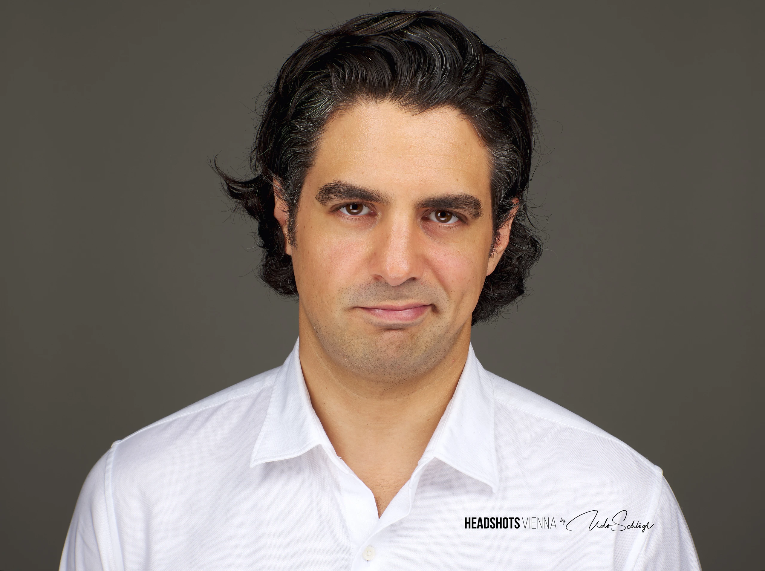 © Udo Schloegl Blurred image background