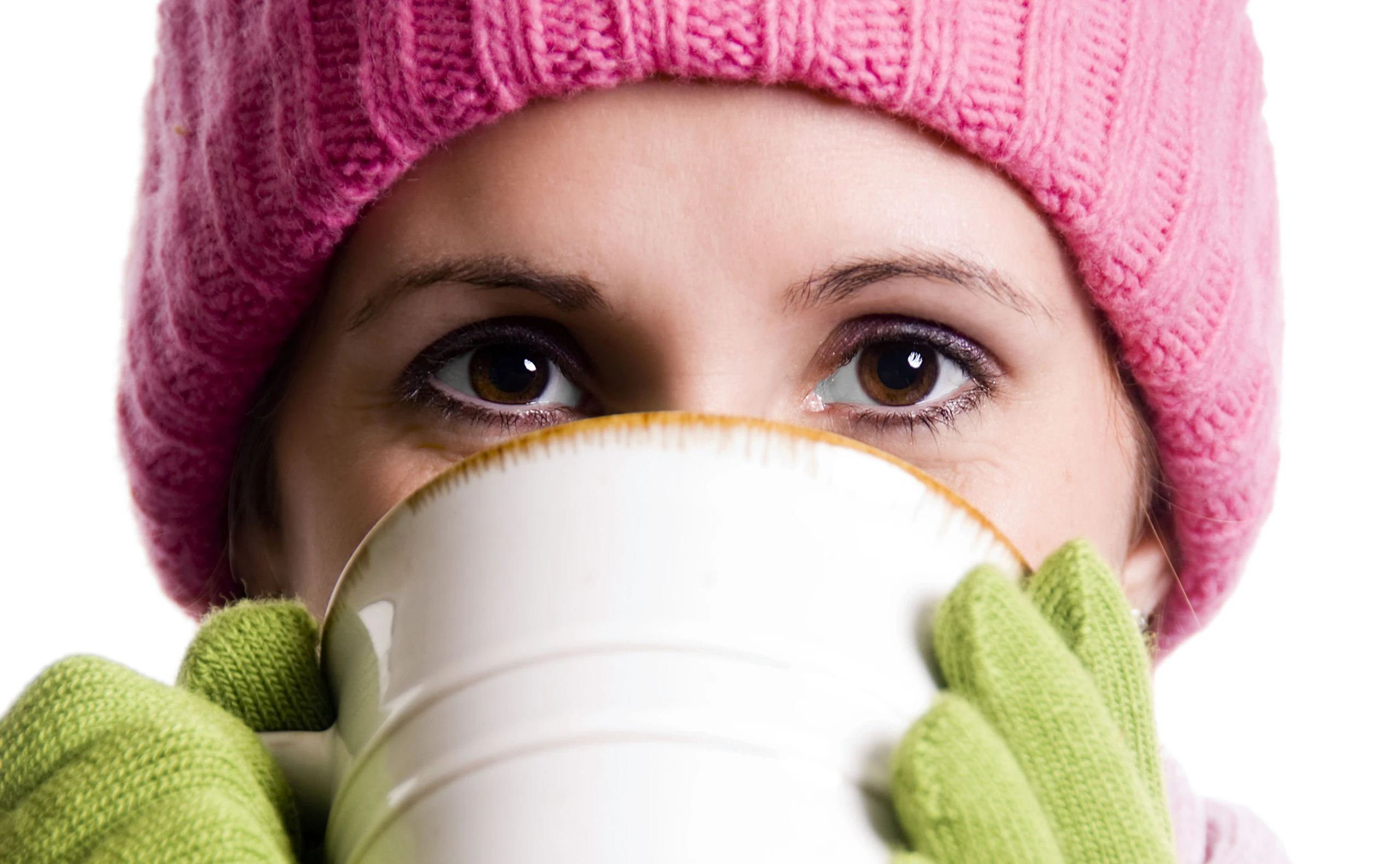 Tut Gut: viel heiße Flüssigkeit, etwa in Form von Holunderblütentee.