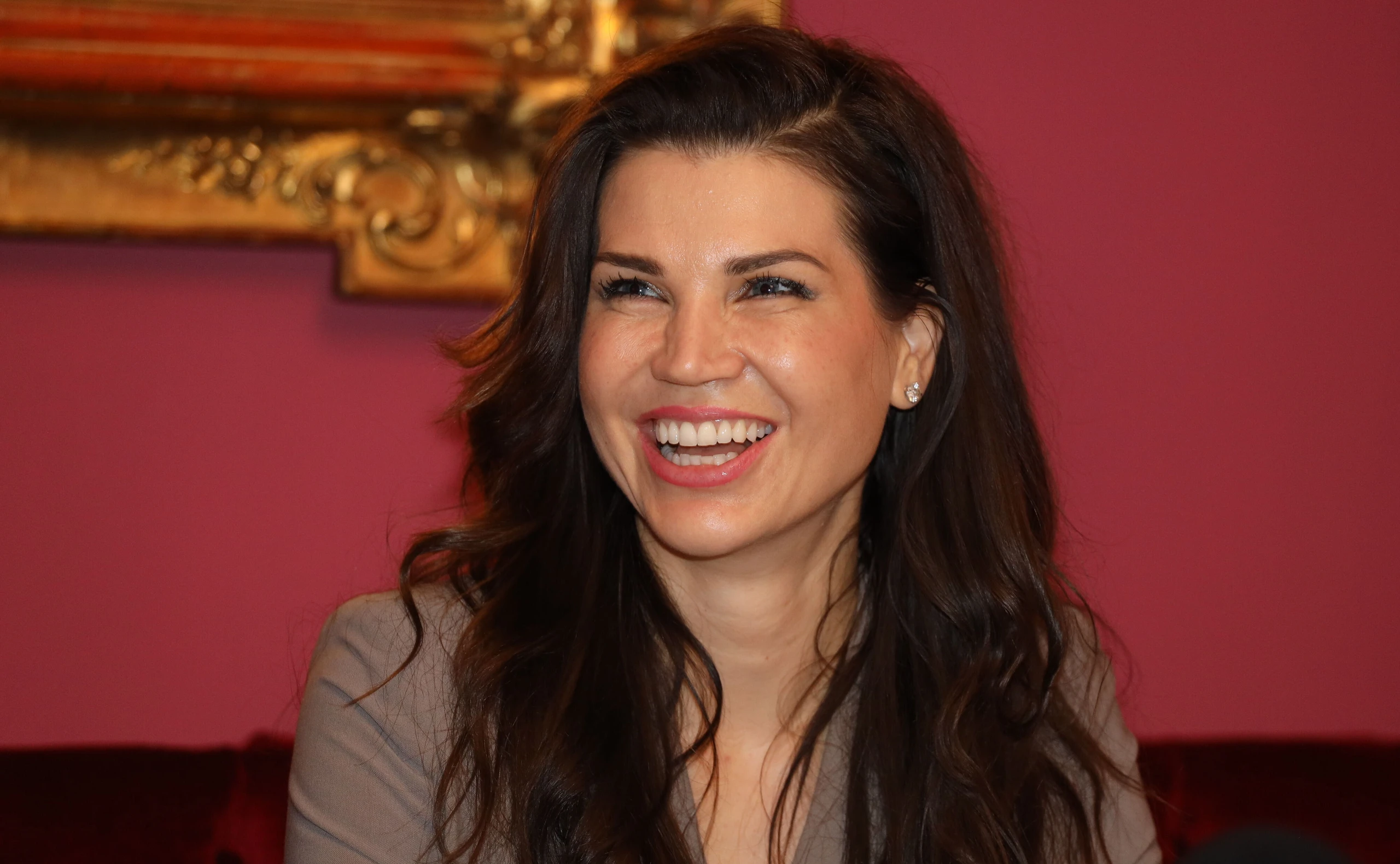 Leona König