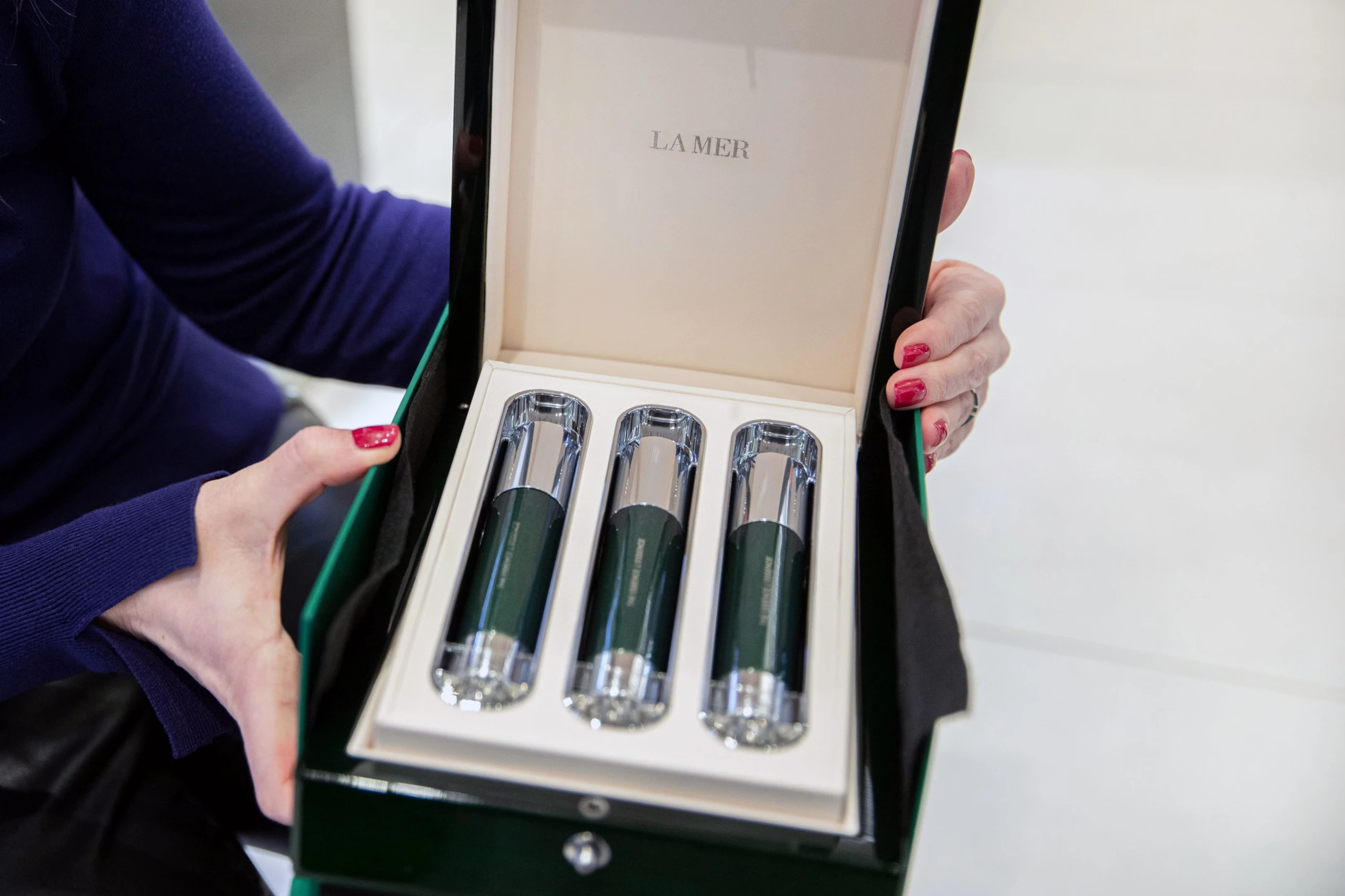 © Elke Mayr Blurred image background