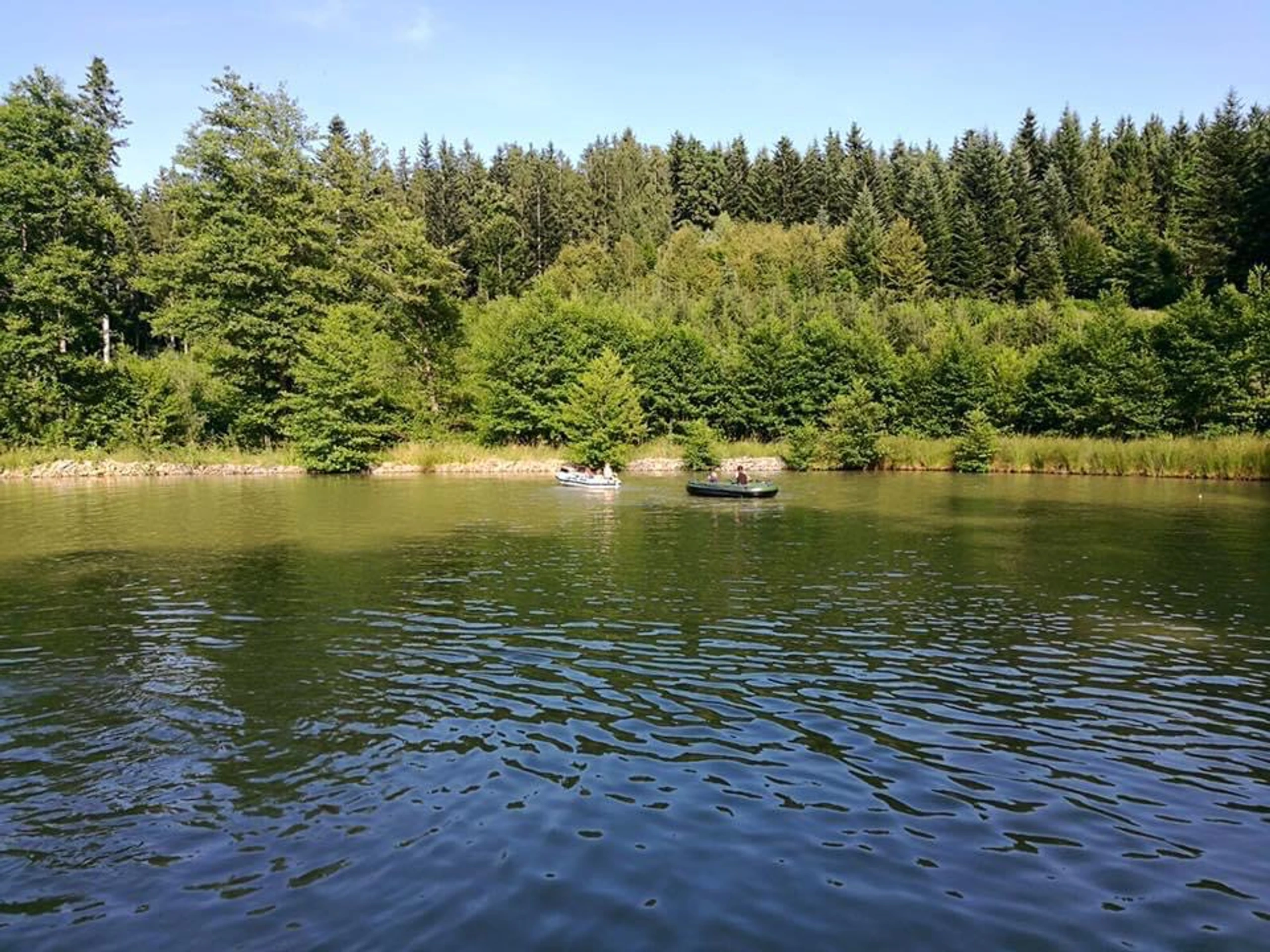 © KI-DO Blurred image background