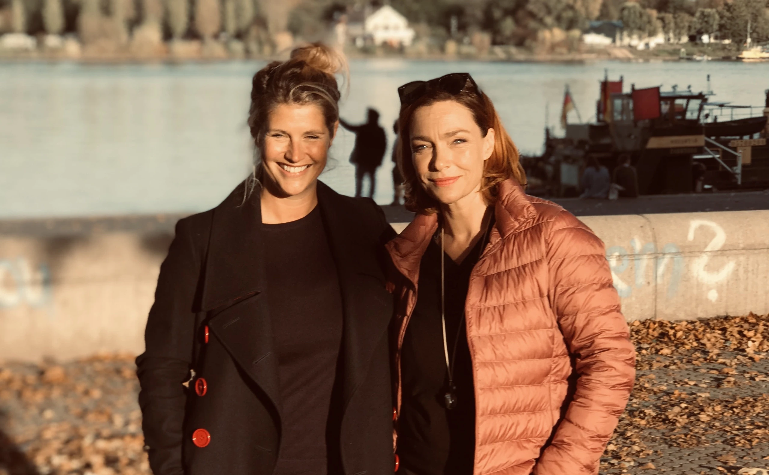 Schauspielerin Aglaia Szyszkowitz und ihre Schwester Gewendolin im Interview